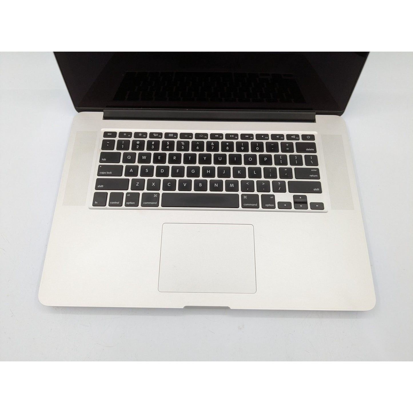 Apple MacBook Pro A1398 15" Intel Core i7-4770HQ 16GB RAM 256GB SSD 2.2 GHz