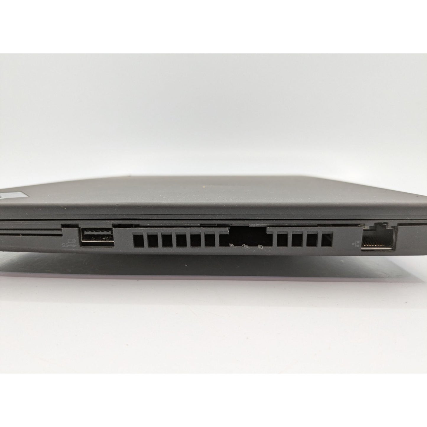Lenovo ThinkPad T490 14" Screen Intel Core i5-8365U 1.60GHz Processor Laptop