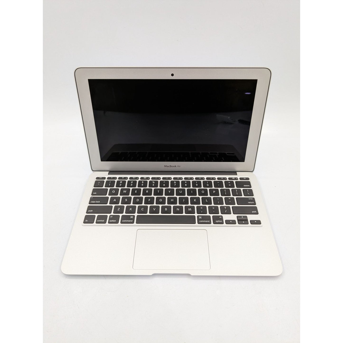 2015 Apple MacBook Air A1465 11" Display Intel Core i5-5250U 4GB RAM Processor