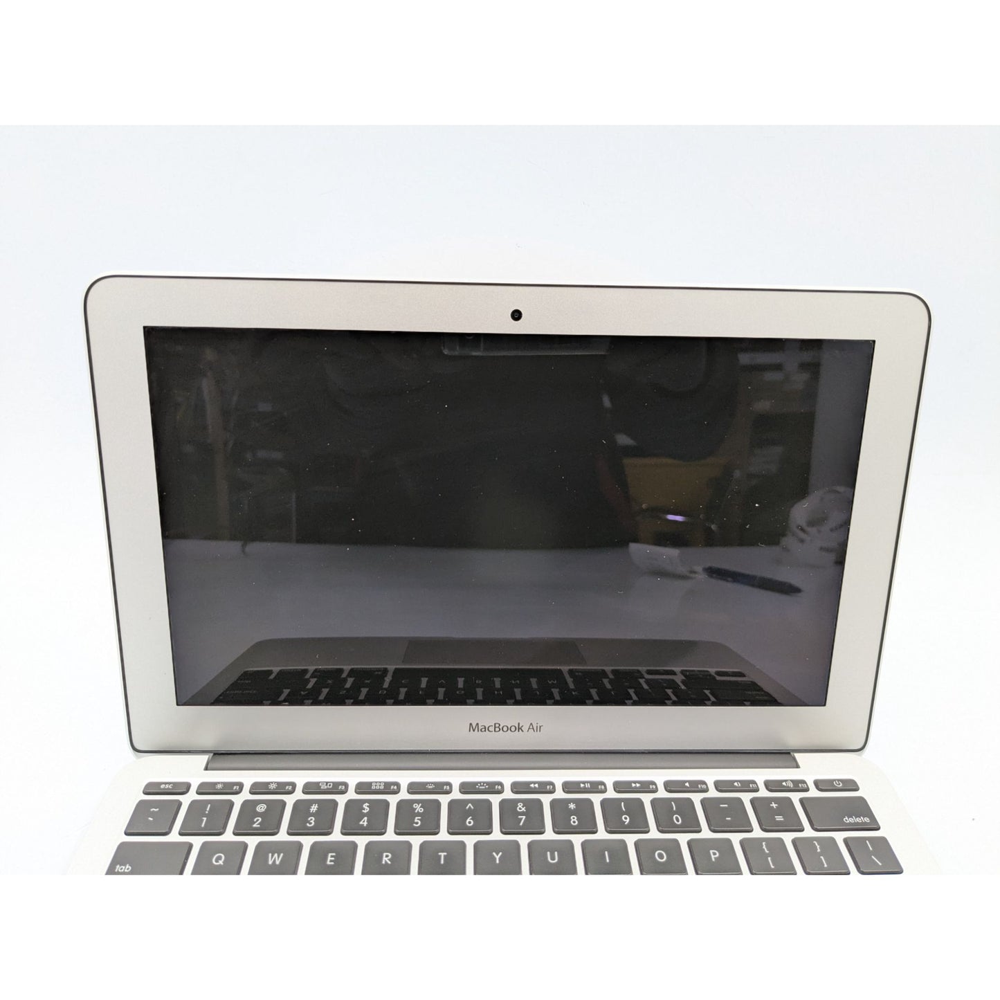 2015 Apple MacBook Air A1465 11" Display Intel Core i5-5250U 4GB RAM Processor