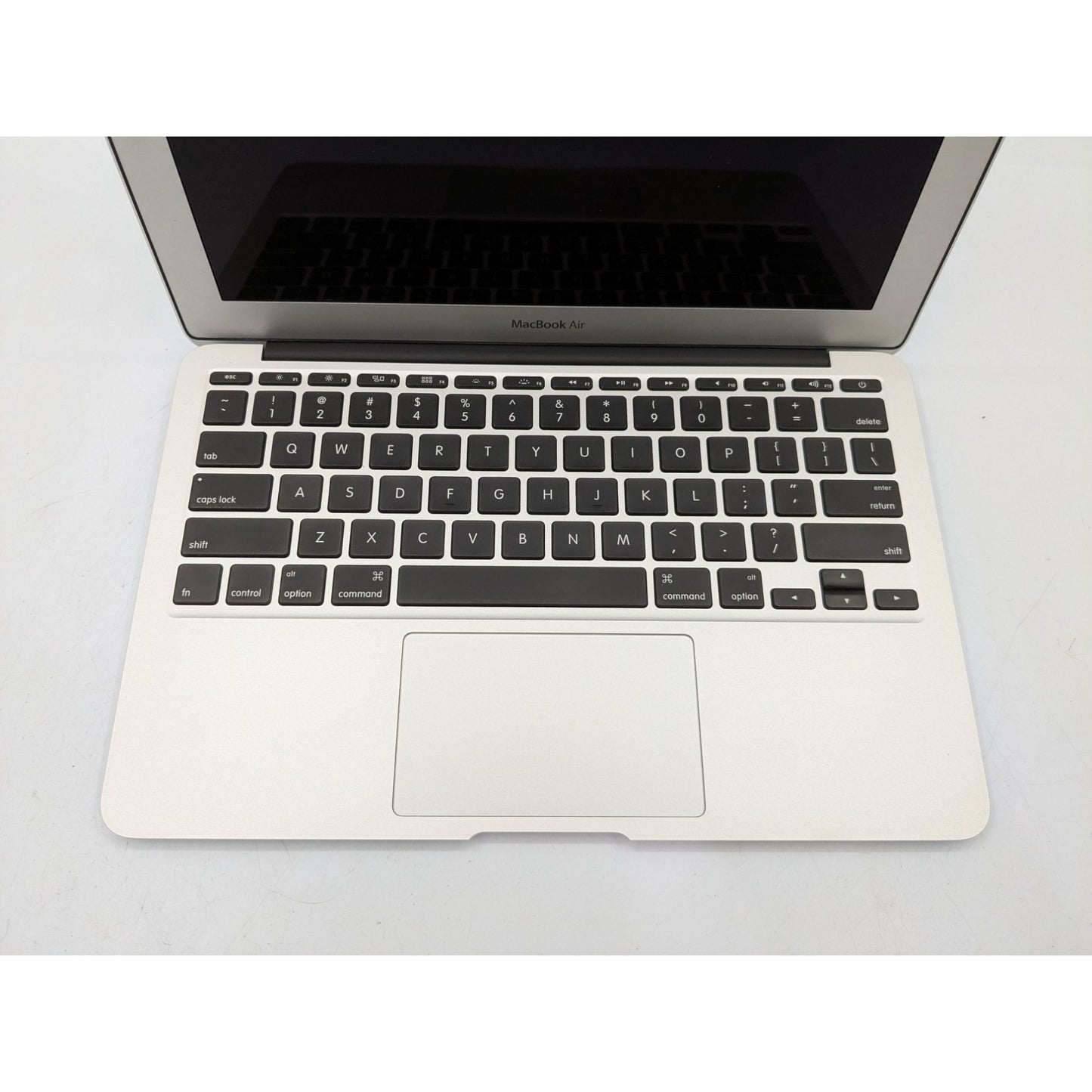 2015 Apple MacBook Air A1465 11" Display Intel Core i5-5250U 4GB RAM Processor