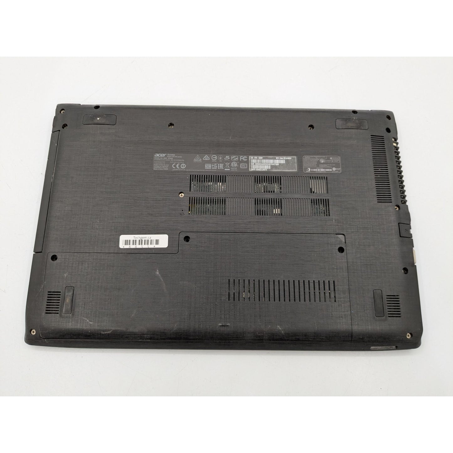 Acer Aspire E15 E5-575-33BM 15.6” FHD Intel Core i3-7100U 2.40 GHz Processor