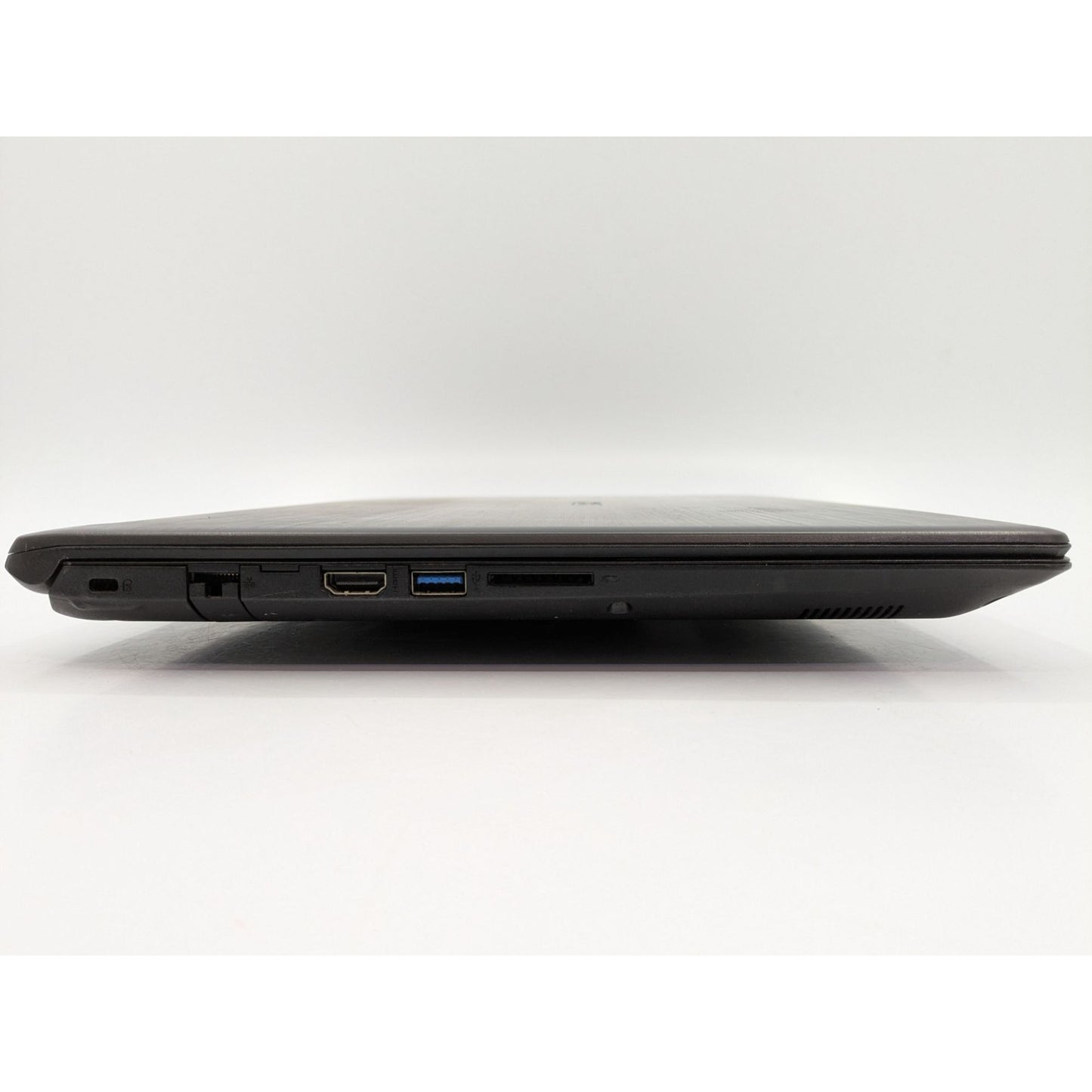 Acer Aspire A315-41-42W5 15.6" Display AMD Ryzen 5-2500U 2GHz Processor Laptop