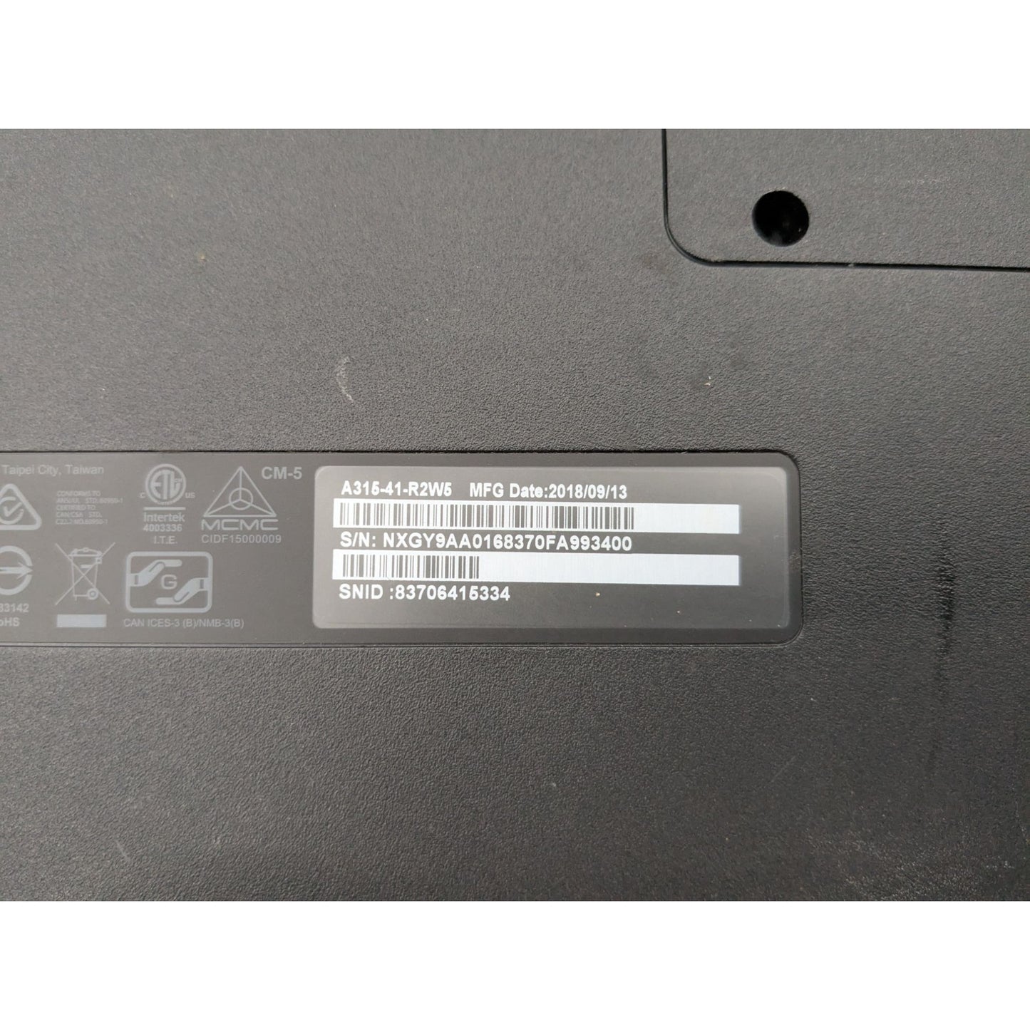 Acer Aspire A315-41-42W5 15.6" Display AMD Ryzen 5-2500U 2GHz Processor Laptop