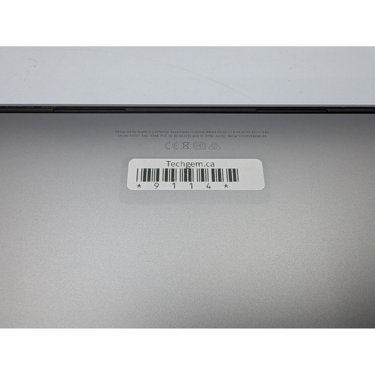 2020 Apple MacBook Pro A2251 13" Intel Core i7-1068NG7 32GB RAM 512GB SSD macOS