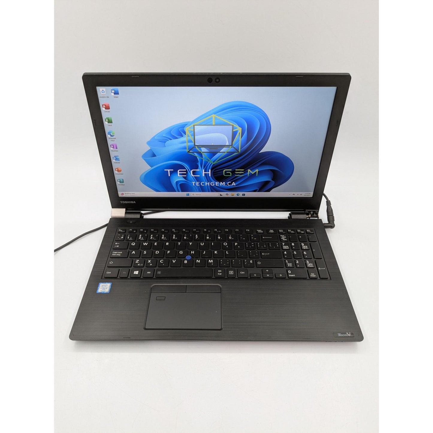 Toshiba Dynabook Tecra A50-EC 15.6" Intel i5-8350U 8GB RAM 256GB SSD Windows 11 Pro