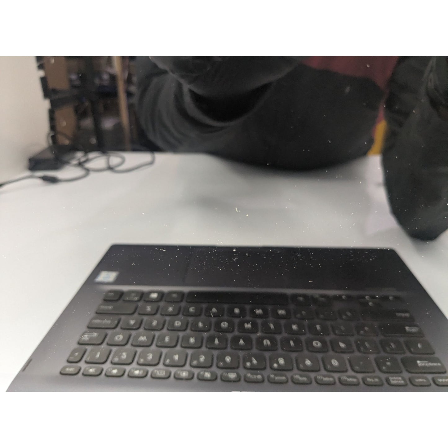 Asus VivoBook Flip 14 TP412UA-DB31T 14" Intel Core i3-8130U 12GB RAM 256GB SSD