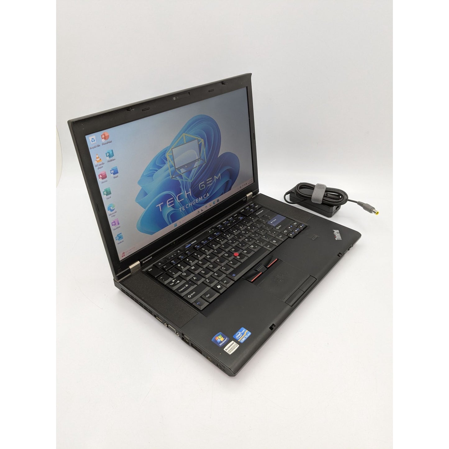 Lenovo ThinkPad T520 15.6" Intel Core i5-2520M 16GB RAM 128GB SSD Windows 11 Pro