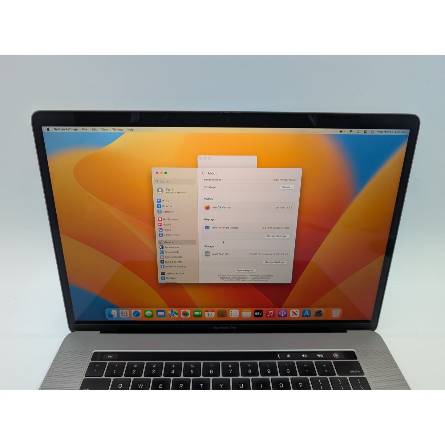 Mid 2017 Apple MacBook Pro A1707 15" Intel Core i7-7700HQ 16GB RAM 256GB SSD