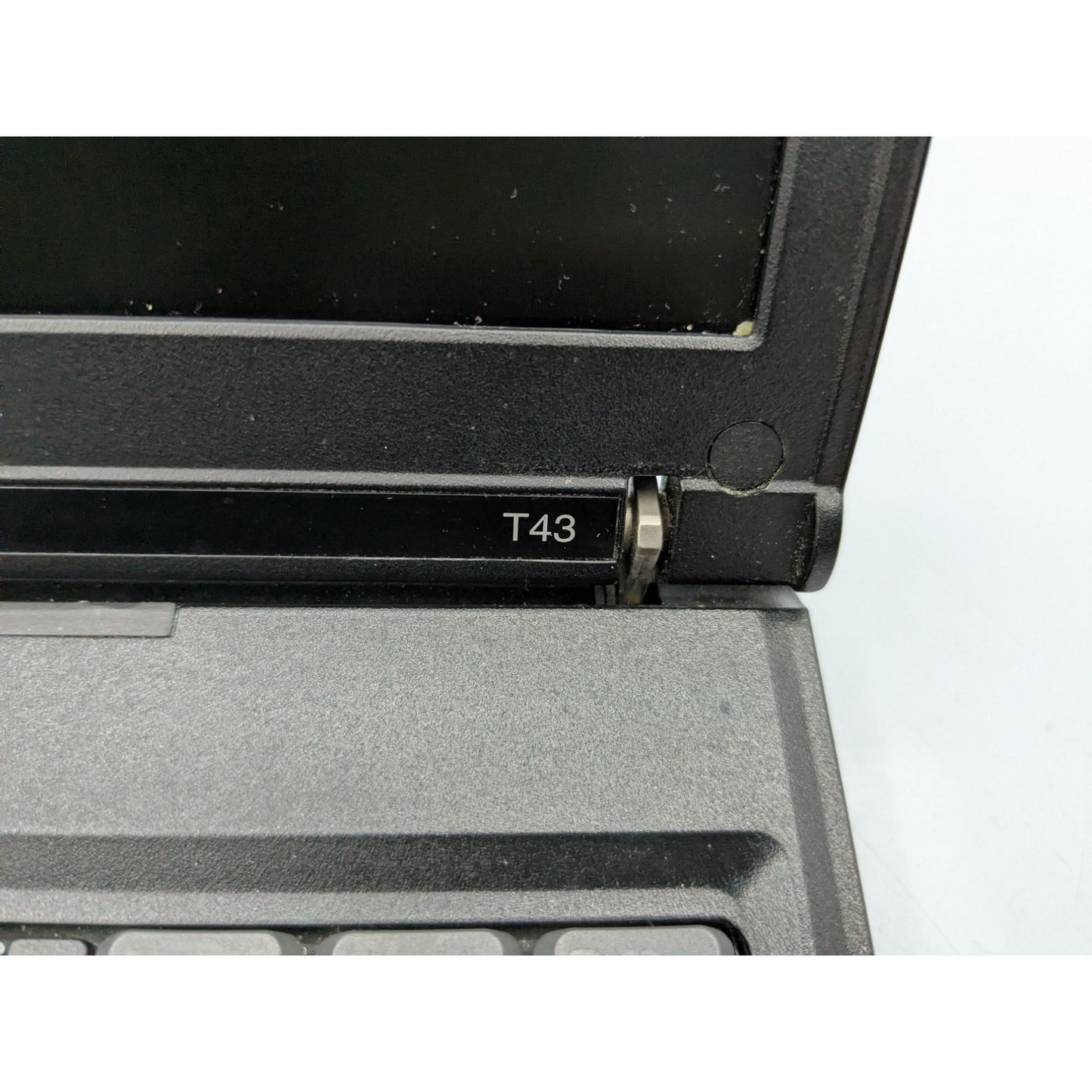 IBM ThinkPad T43 14" Display Screen Intel Pentium M 1.60GHz 1.5GB RAM Laptop