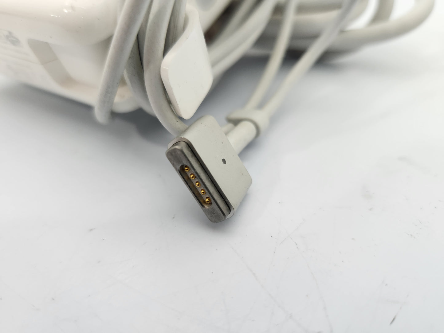 Apple MagSafe 2 Power Adapter 60 Watt