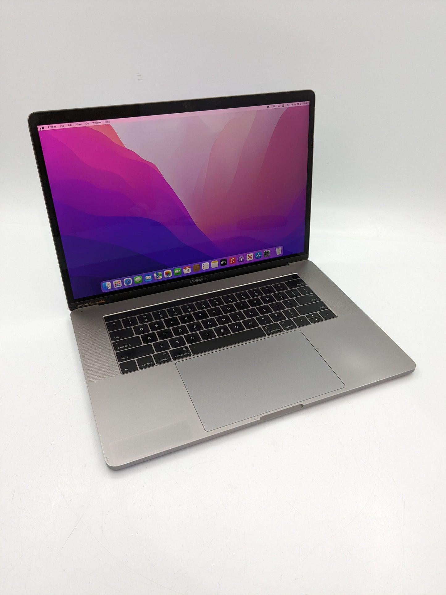 Apple MacBook Pro 15" 2016 i7-6700HQ 256GB NVMe 16GB DDR3 2.6GHz Monterey