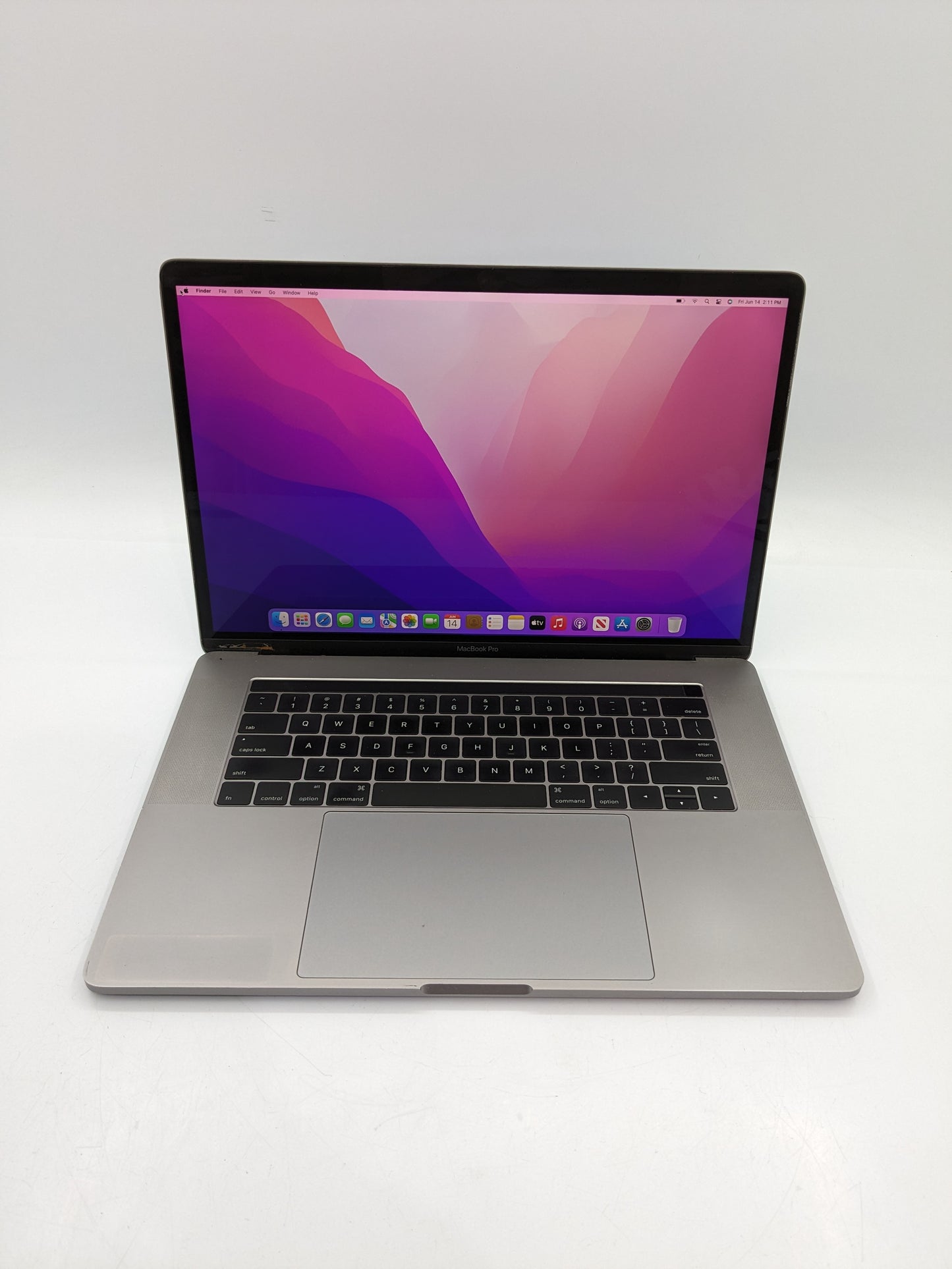 Apple MacBook Pro 15" 2016 i7-6700HQ 256GB NVMe 16GB DDR3 2.6GHz Monterey