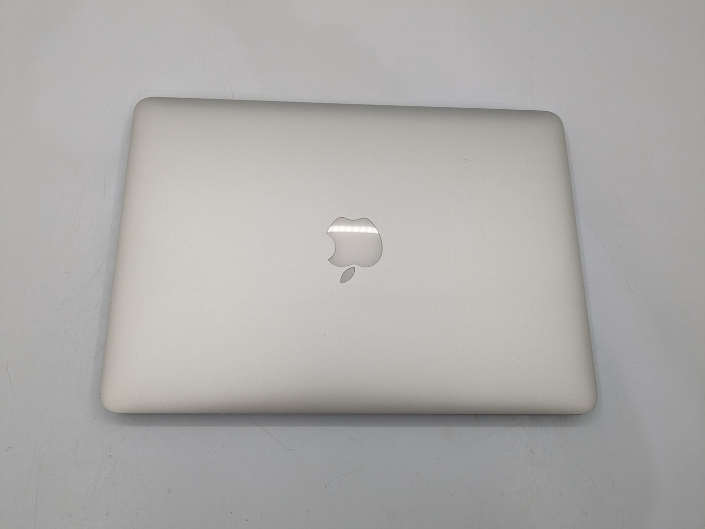 MacBook Pro 13 Retina Core I5 @ 2.4GHz 8GB Ram 256GB SSD Mac OS Big Sur