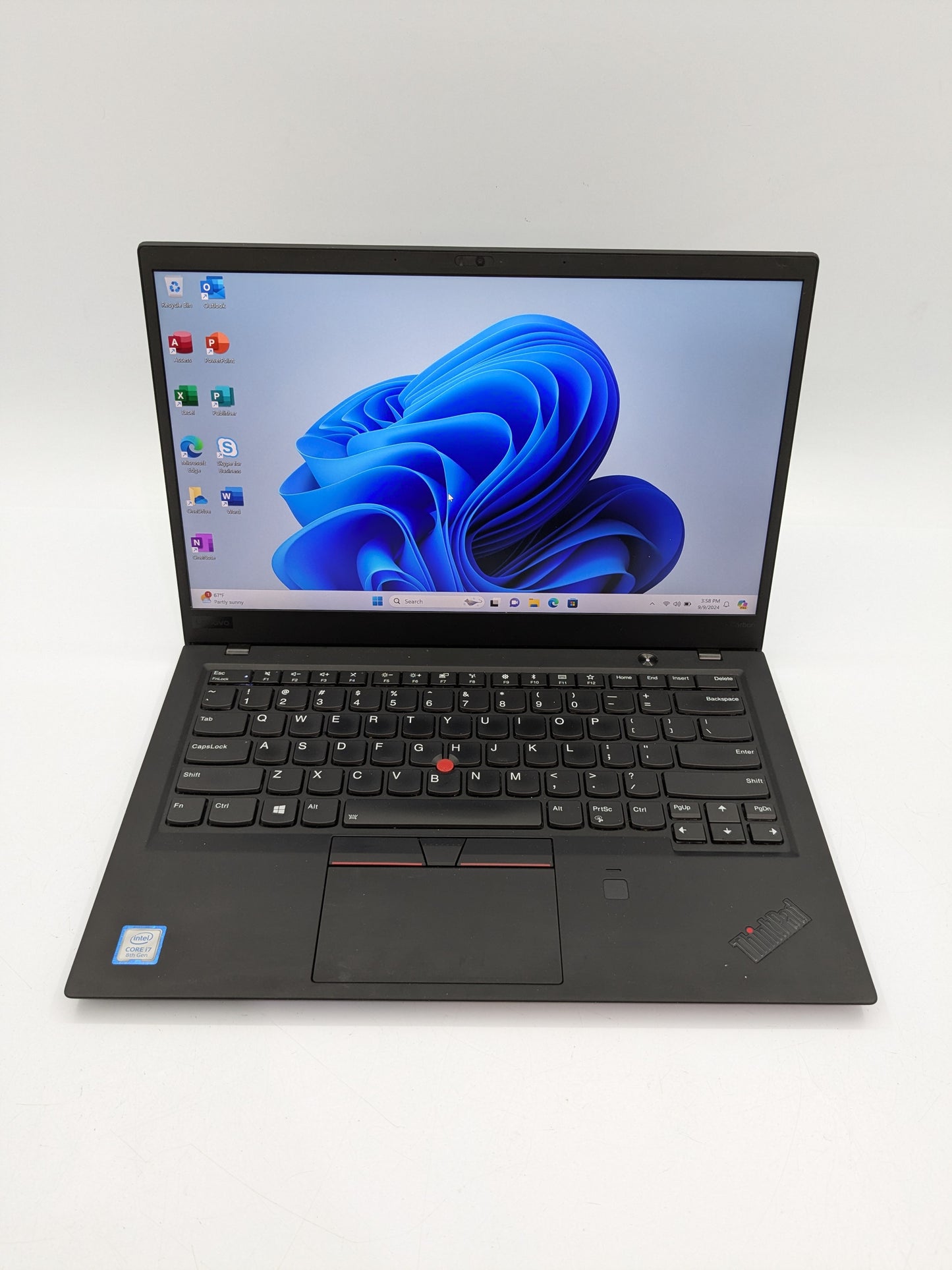 Lenovo ThinkPad X1 Carbon (6th Gen) - 14" Ultrabook - Intel i7, 16GB RAM, 256GB SSD