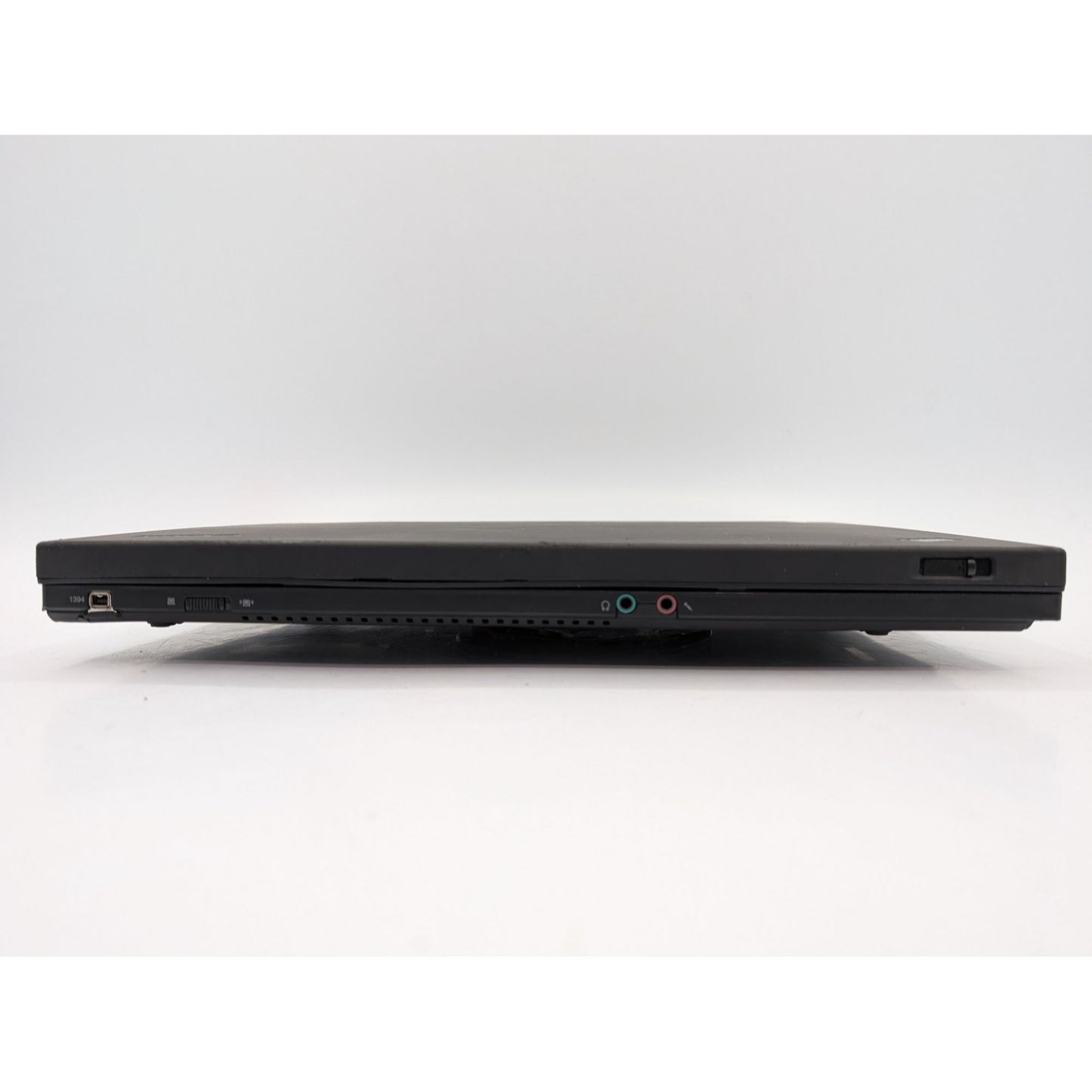 Lenovo ThinkPad T400 14" Intel Core 2 Duo P8600 2.40GHz Processor 4GB RAM Laptop