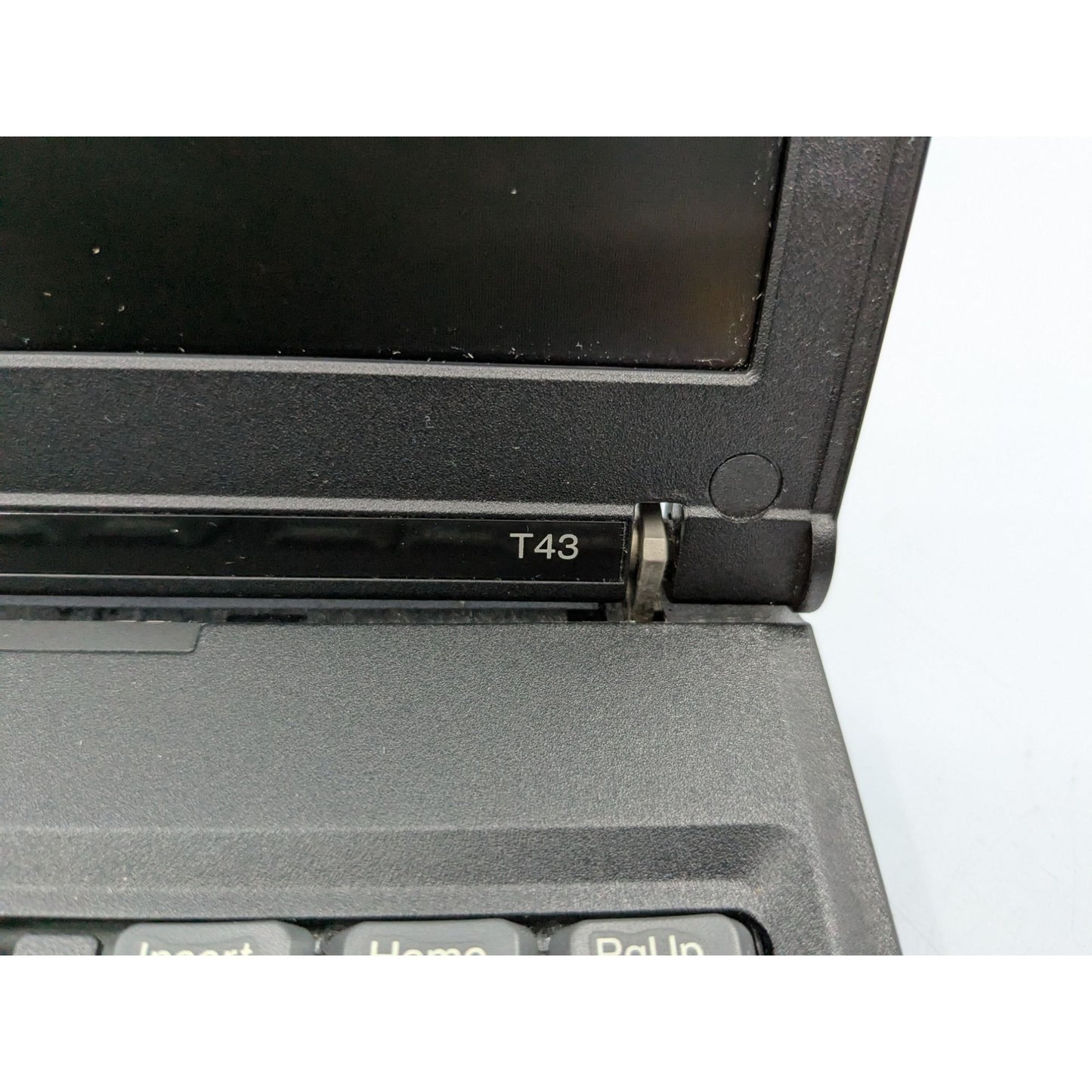 IBM ThinkPad T43 14" Display Intel Pentium M 730 1.60 GHz 128MB RAM Laptop