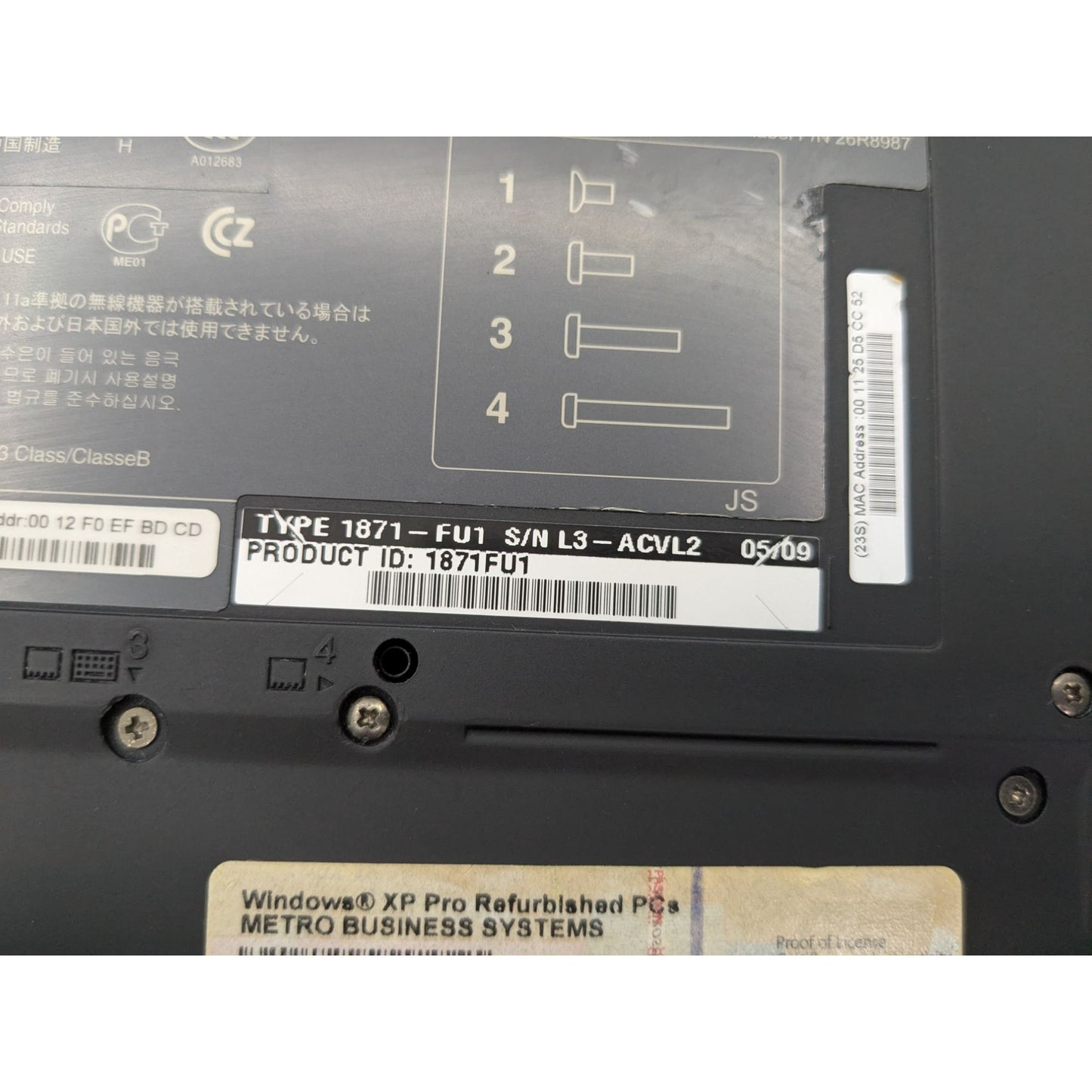 IBM ThinkPad T43 14" Display Intel Pentium M 730 1.60 GHz 128MB RAM Laptop