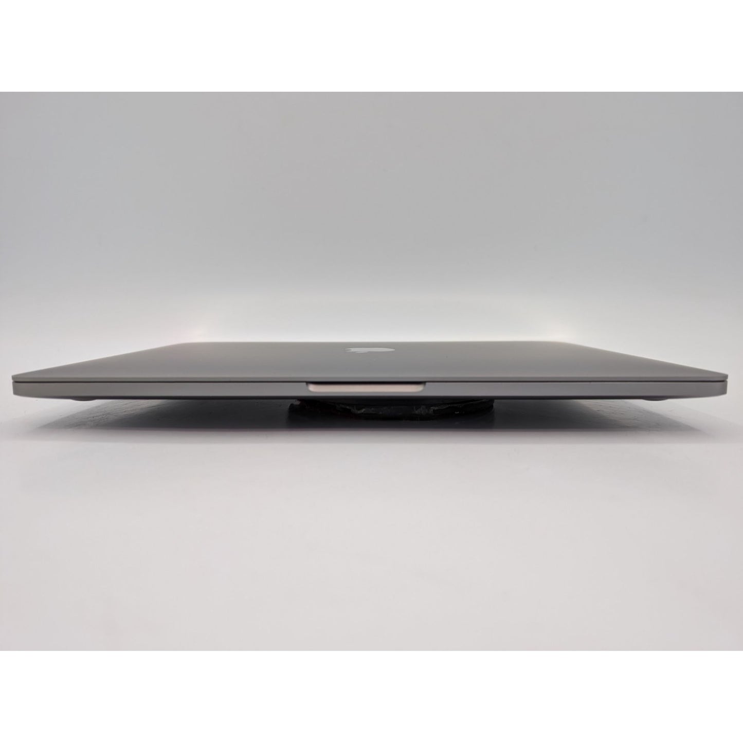 2020 Apple MacBook Pro A2251 13" Intel i7-1068NG7 2.3 GHz 32GB RAM 512GB SSD