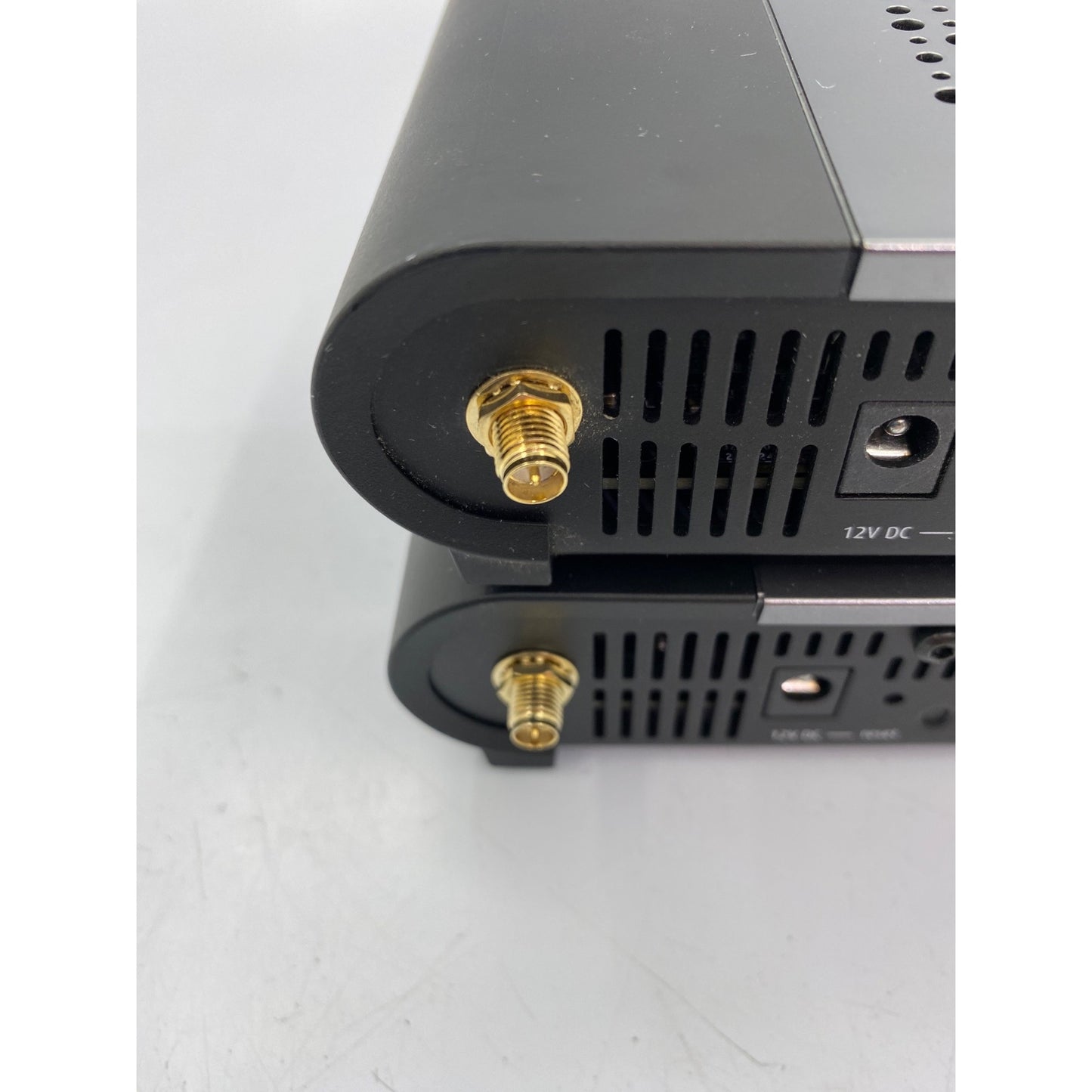 Barco ClickShare CSE-200 Wireless Presentation System Bundle With Two Units & Button