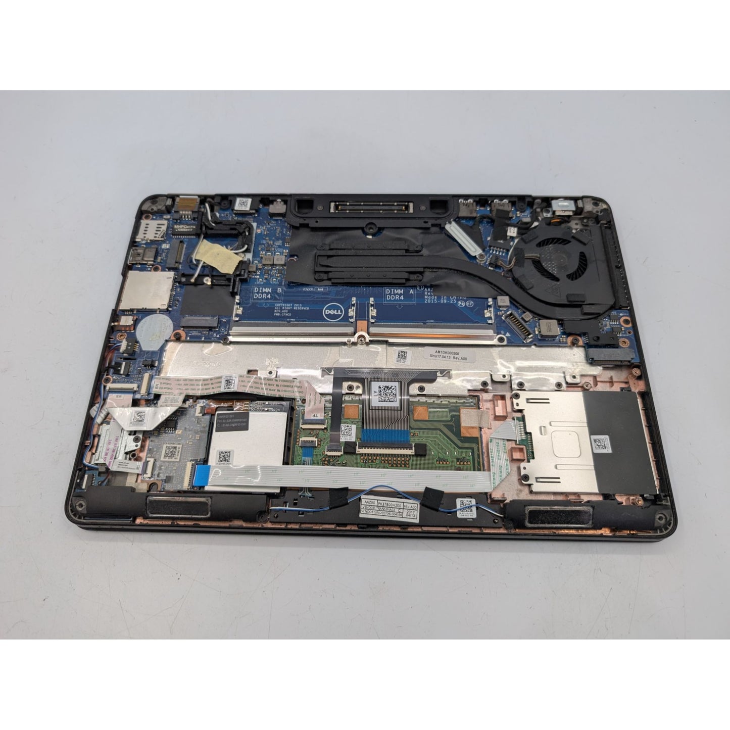 Dell Latitude E7270 Intel Core i5-6300U 2.40GHz 12.5" Display 2.40GHz Laptop