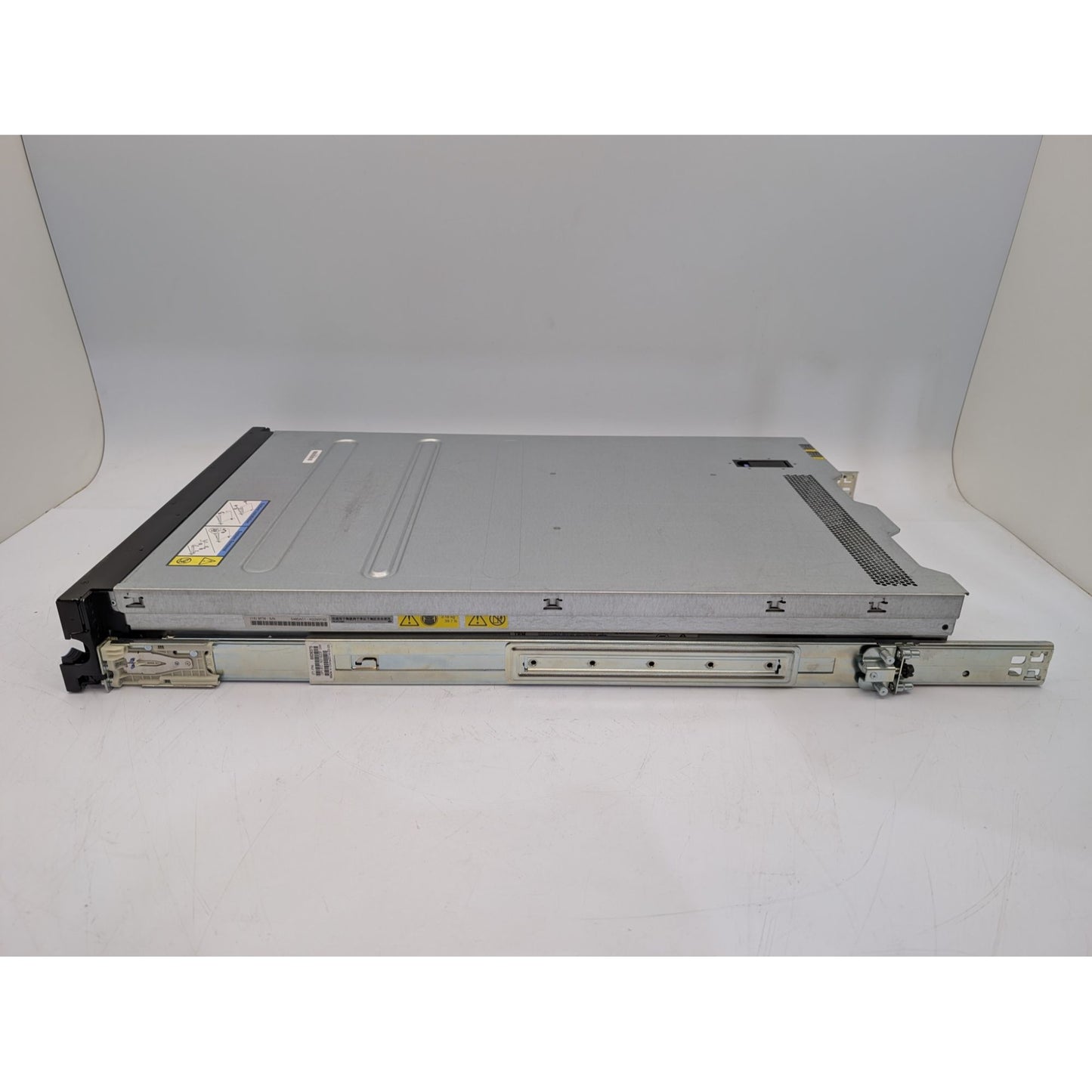 IBM System x3650 M4 HD 2x Intel Xeon E5-2640 v2 48GB RAM 16x800GB HDD 1U Server