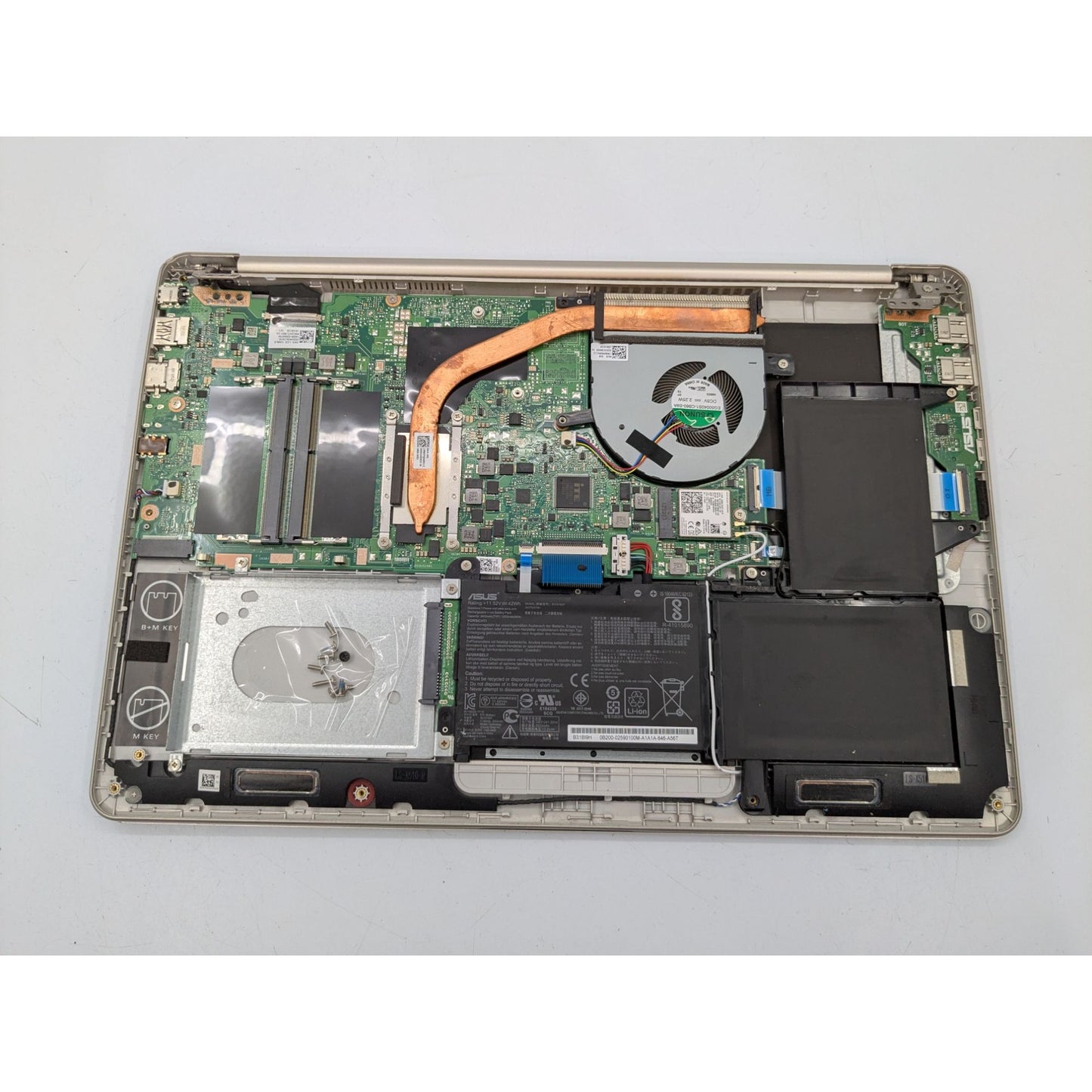 Asus S510UA-RS51 15.6" Display Intel Core i5-8250U 1.60 GHz Processor Laptop