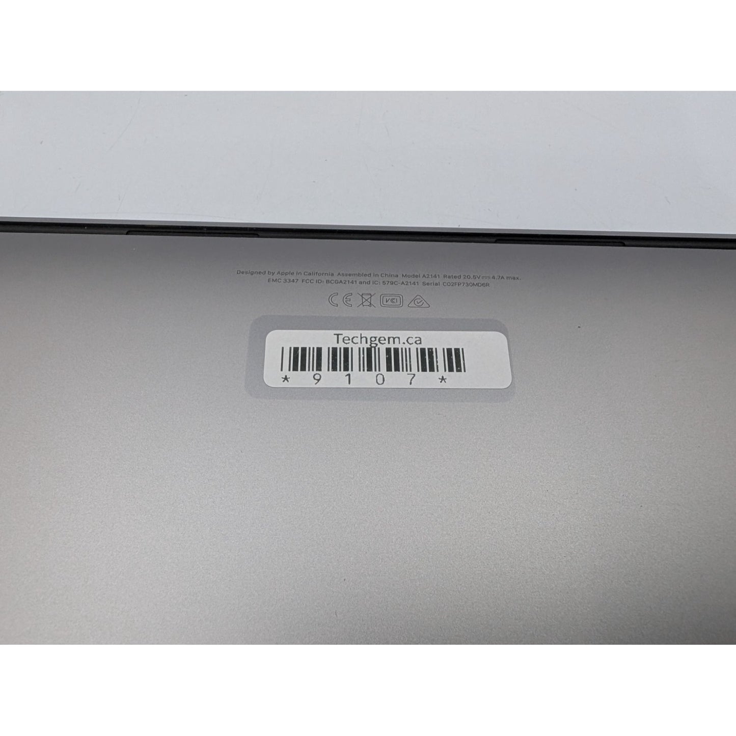 2019 Apple MacBook Pro A2141 16" Intel Core i7-9750H 32GB RAM 512GB SSD 2.6GHz