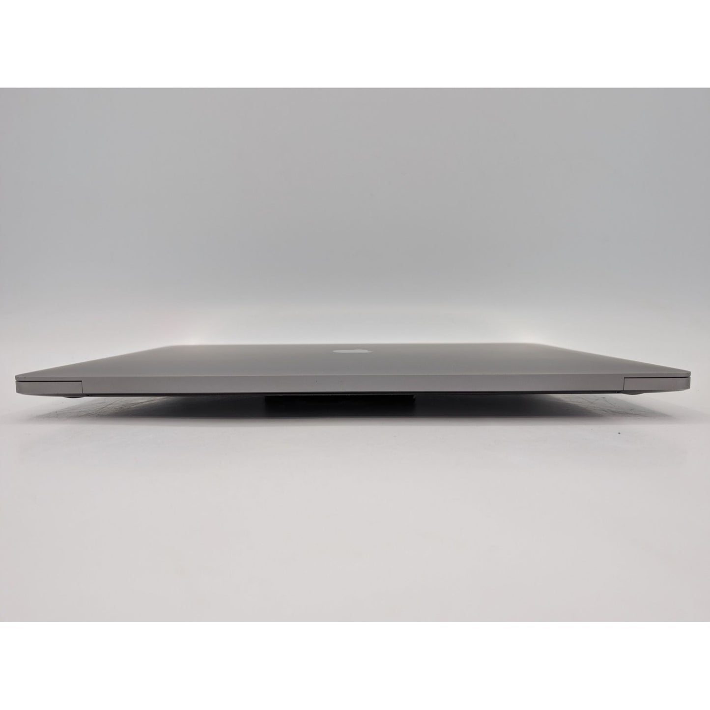 2019 Apple MacBook Pro A2141 16" Intel Core i7-9750H 32GB RAM 512GB SSD 2.6GHz