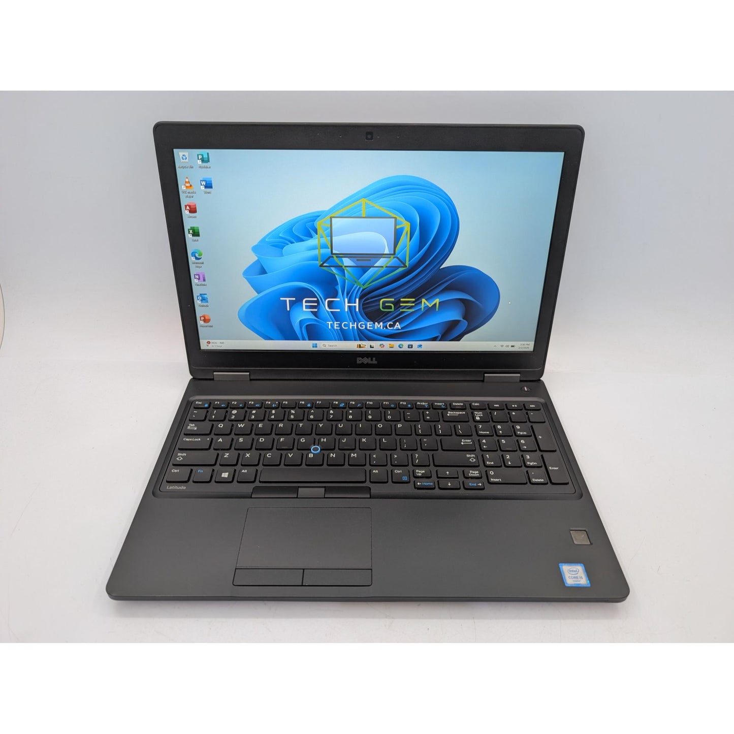Dell Latitude 5580 15.6" Intel i5-6300U 2.40 GHz 16GB RAM 256GB SSD Win 11 Pro