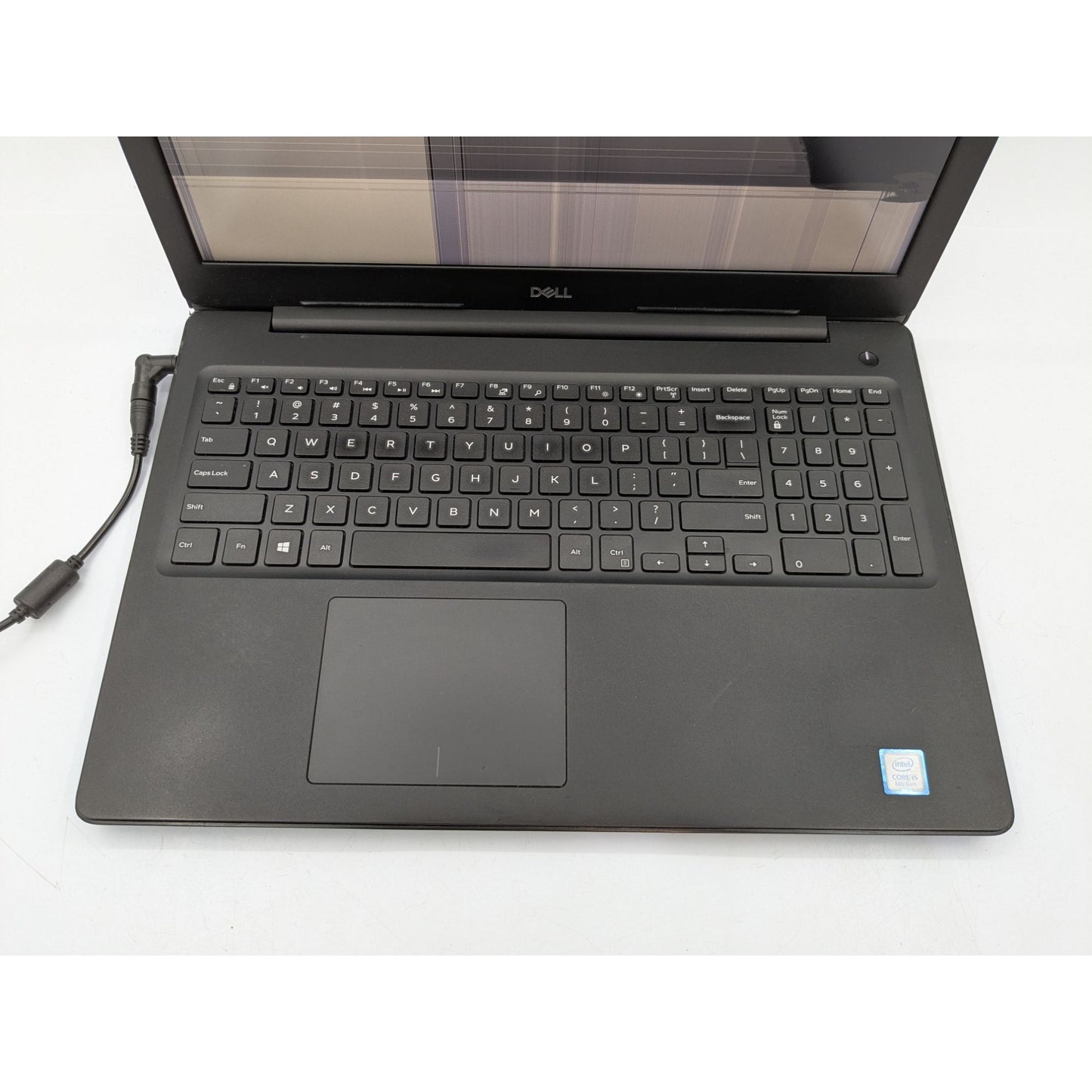 Dell Latitude 3590 15.6" Screen Intel Core i5-8250U 1.60 GHz Processor Laptop