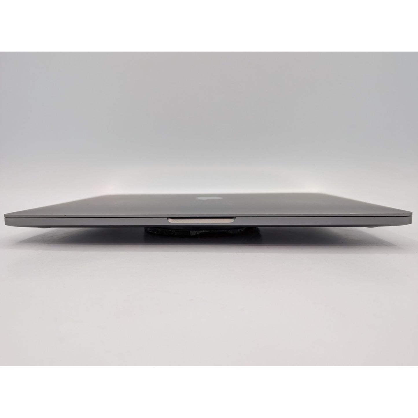 2020 Apple MacBook Pro A2251 13" Intel i7-1068NG7 32GB RAM 512GB SSD macOS Tahoe