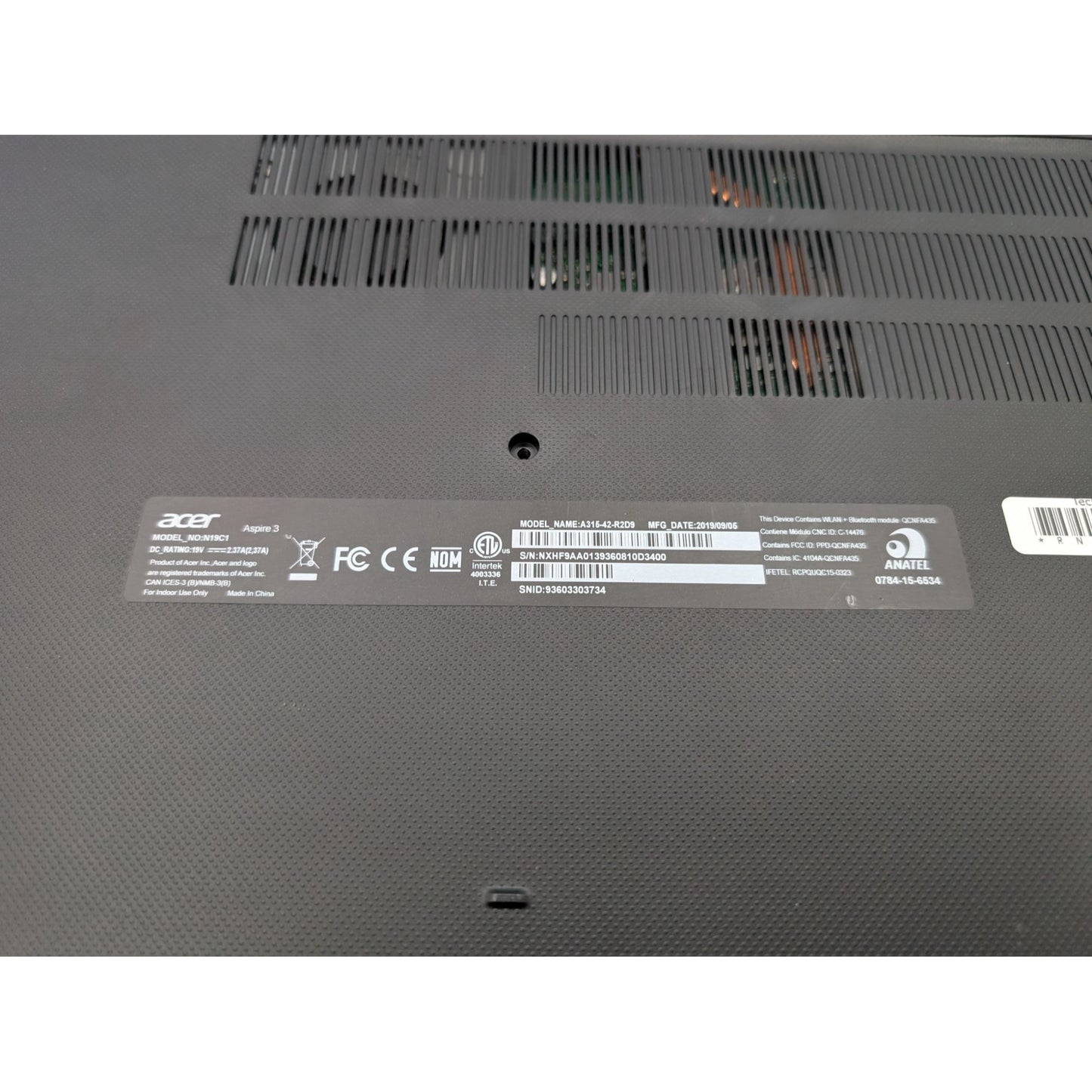 Acer Aspire 3 A315-42-R2D9 15.6" AMD Ryzen 5 3500U 2.10GHz Laptop Black Laptop