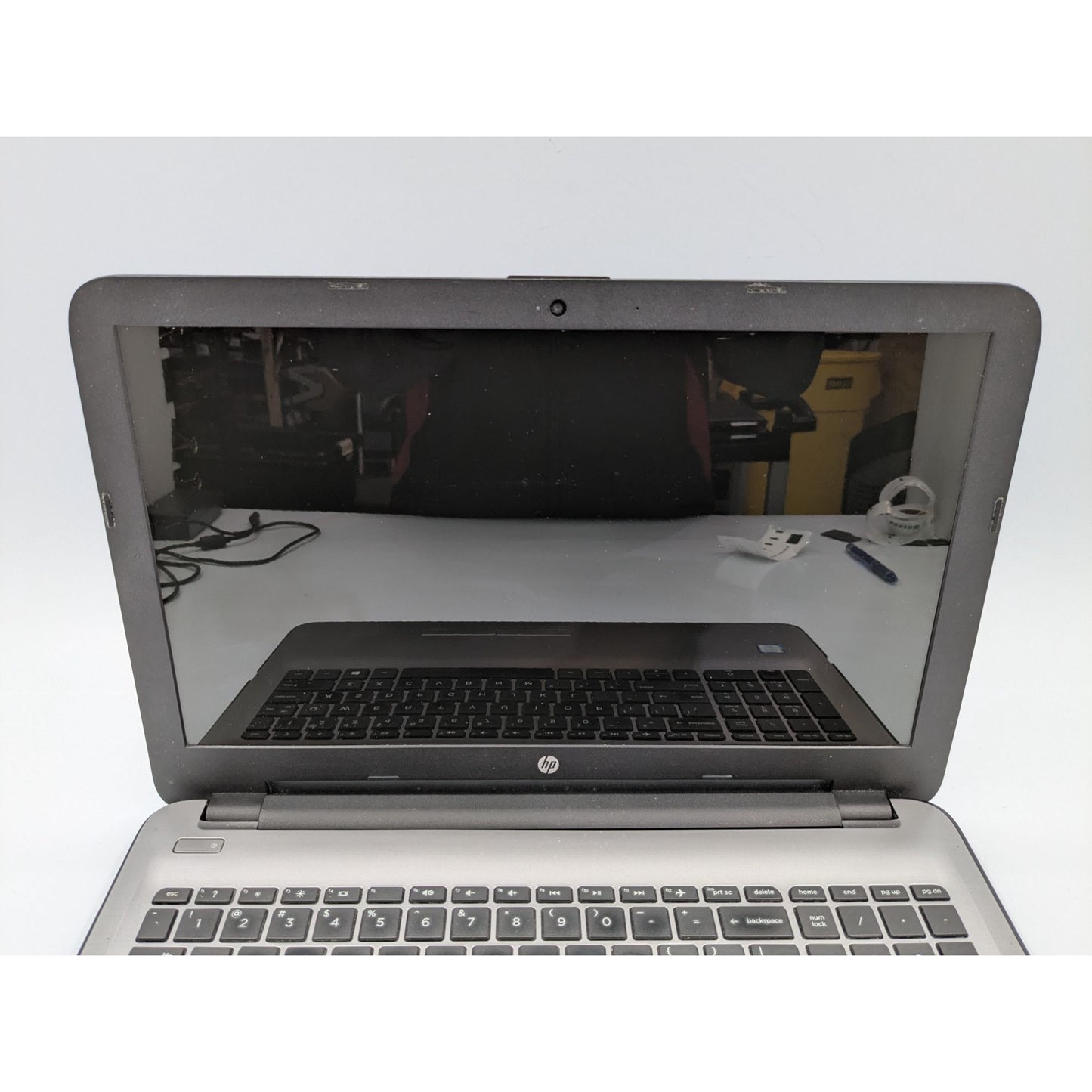 HP 15-Ay052nr 15.6" Display Screen Intel Core i3-6100U 2.3GHz Processor Laptop