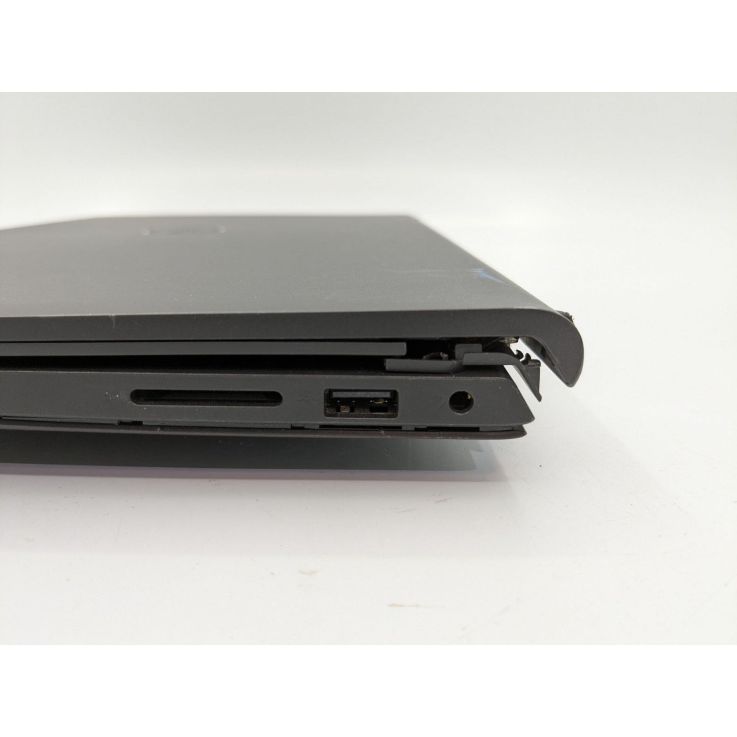 Dell Inspiron 15 3525 15.6" Screen AMD Ryzen 7 5825U 2.0GHz Processor Laptop