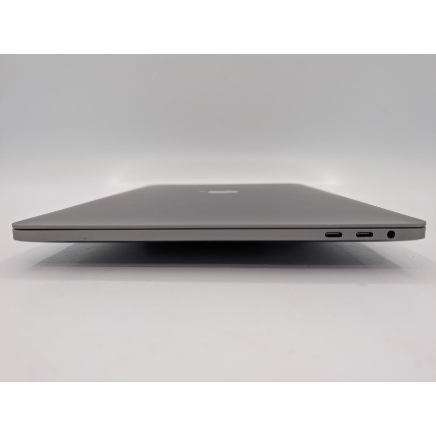 2020 Apple MacBook Pro A2251 13" Display Intel i7-1068NG7 32GB RAM 512GB SSD