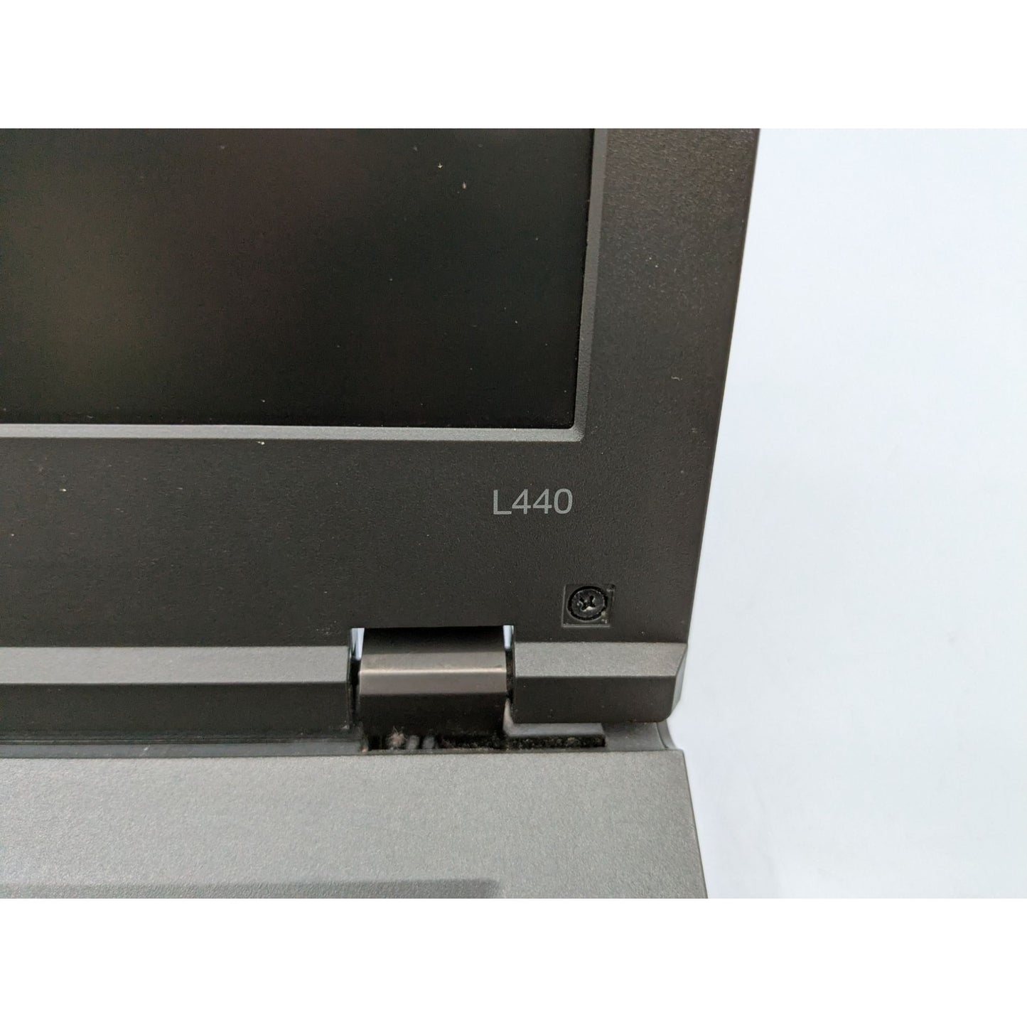 Lenovo ThinkPad L440 14" Display Intel Core i5-4200M 2.50GHz 4GB RAM Windows 8 Pro