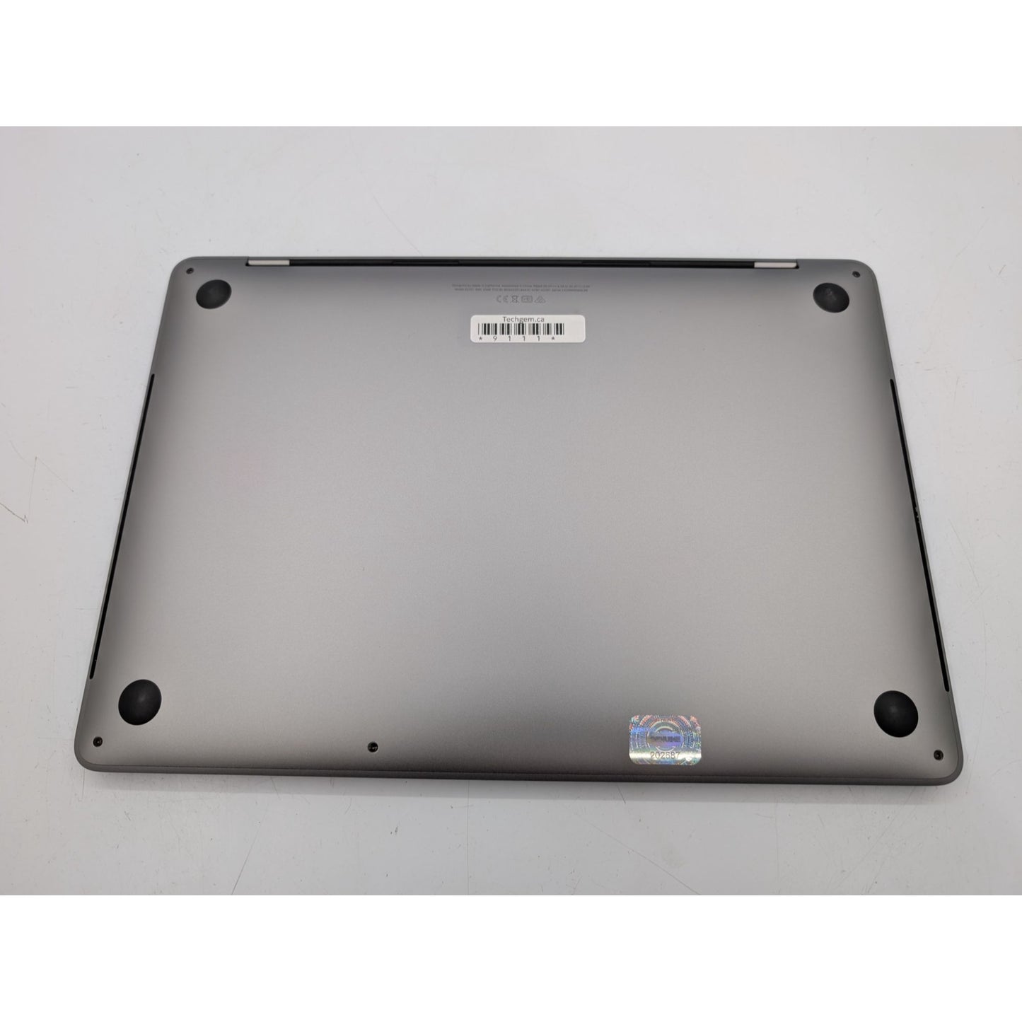 2020 Apple MacBook Pro A2251 Intel Core i7-1068NG7 13" Screen 512GB SSD 32GB RAM