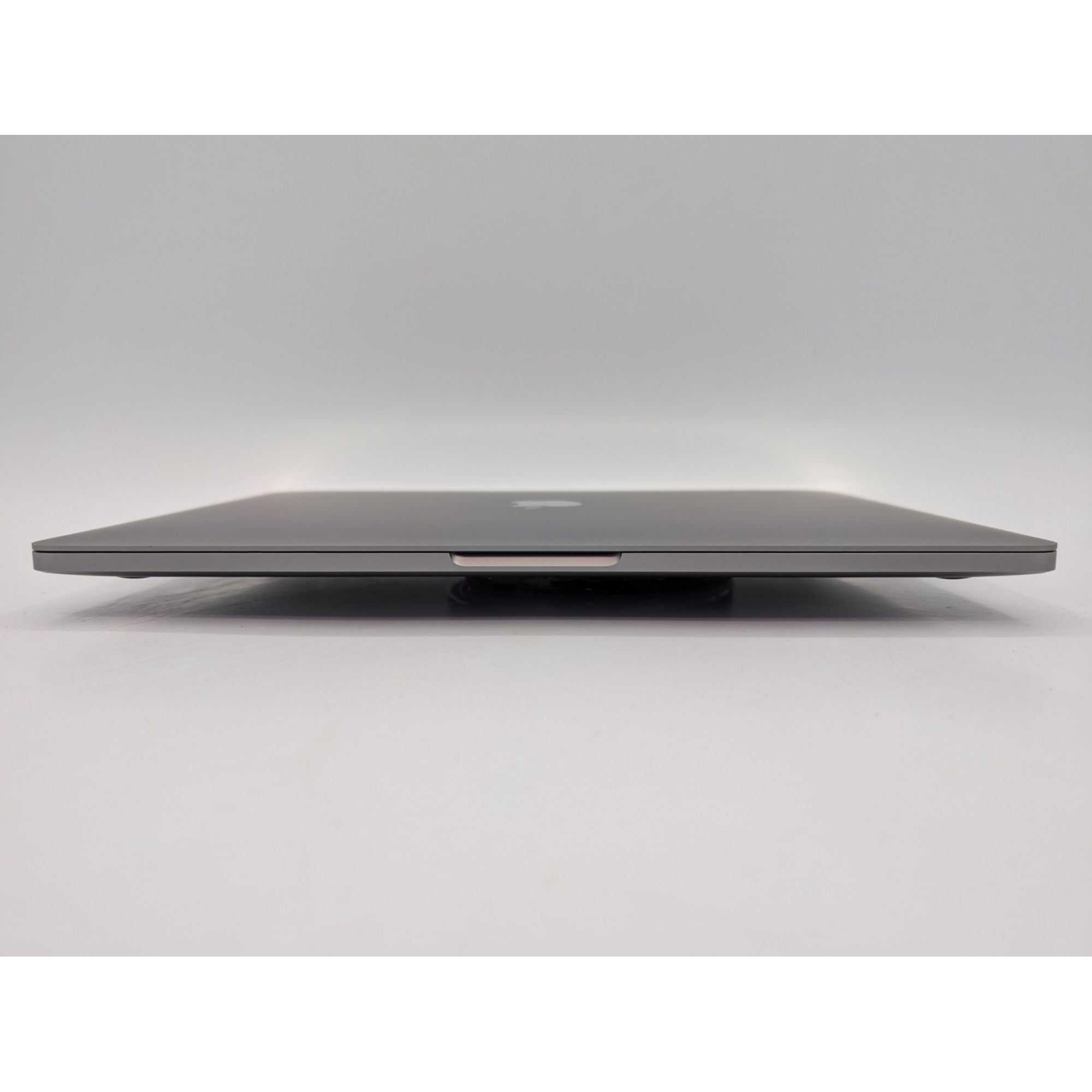 2020 Apple MacBook Pro A2251 Intel Core i7-1068NG7 13
