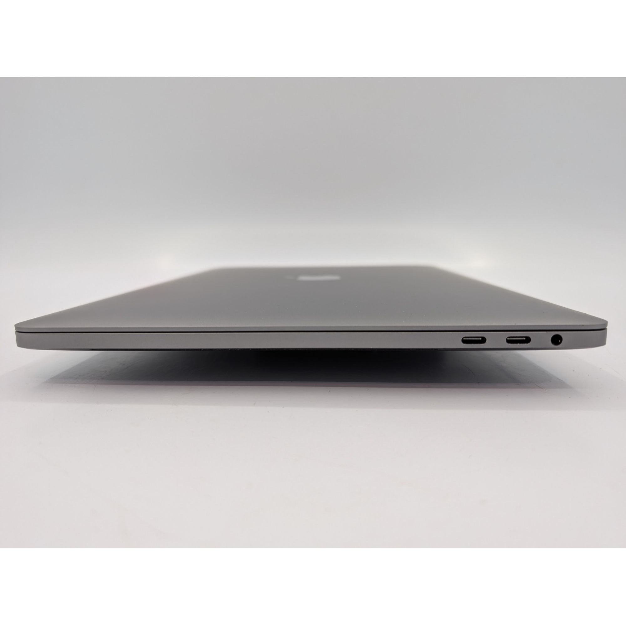 2020 Apple MacBook Pro A2251 Intel Core i7-1068NG7 13