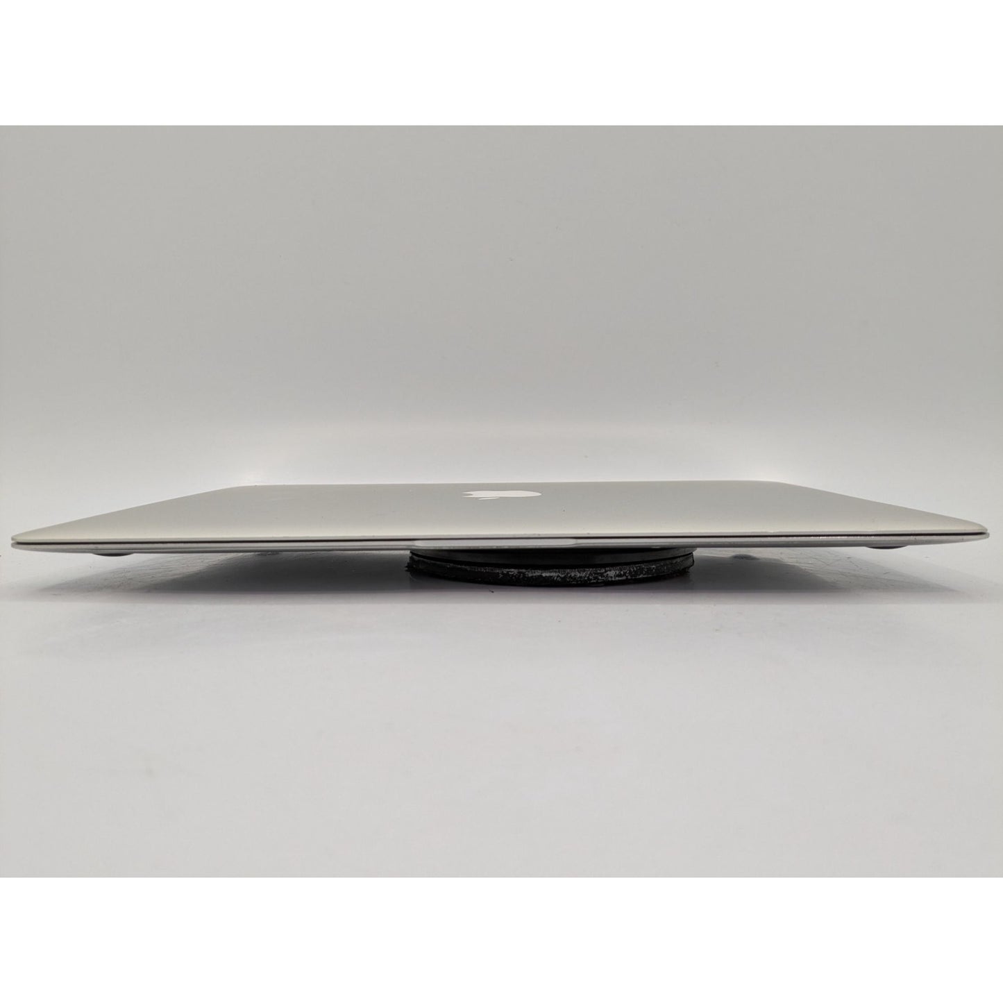 2017 Apple MacBook Air A1466 13" Intel Core i5-5350U 8GB RAM Silver Laptop