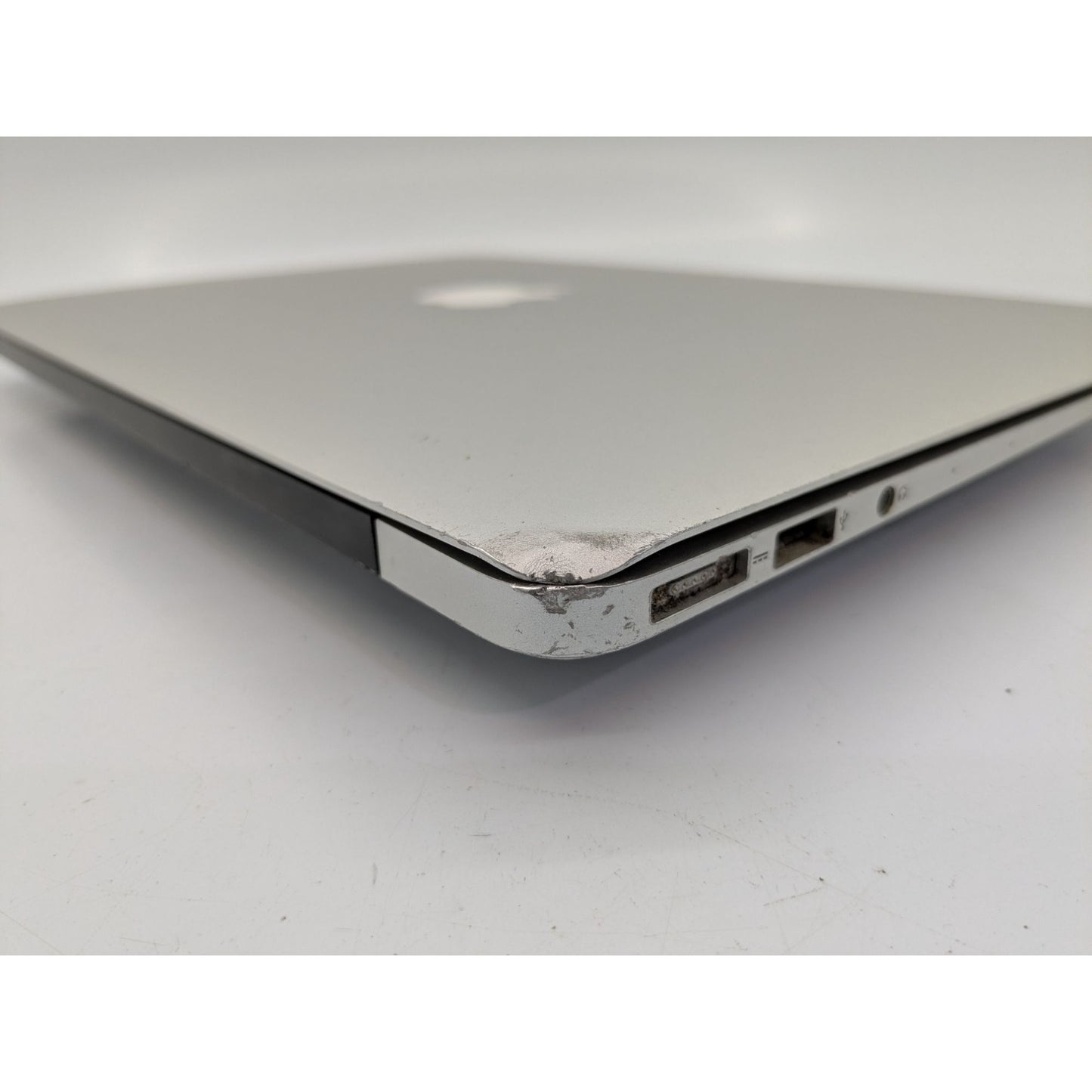 2017 Apple MacBook Air A1466 13" Intel Core i5-5350U 8GB RAM Silver Laptop