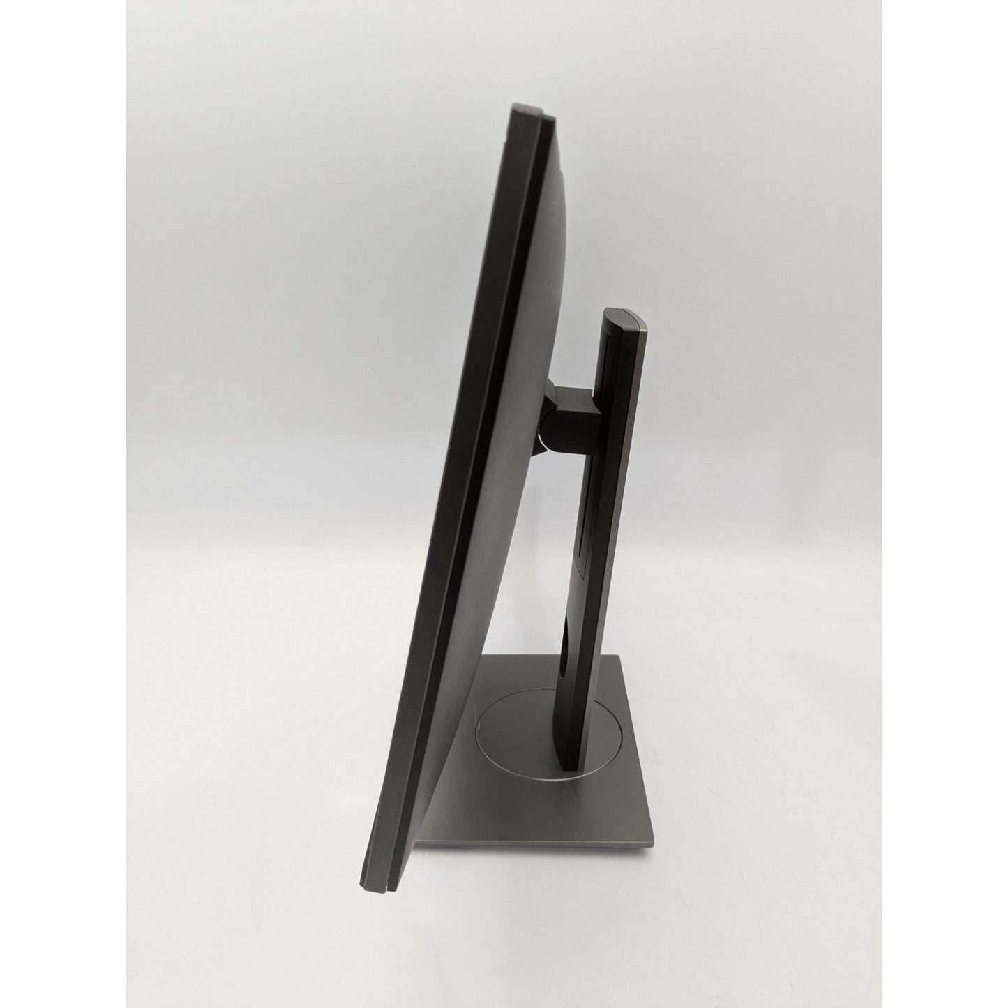 Dell U2415b 24-Inch LED Monitor With Adjustable Stand & HDMI Ports