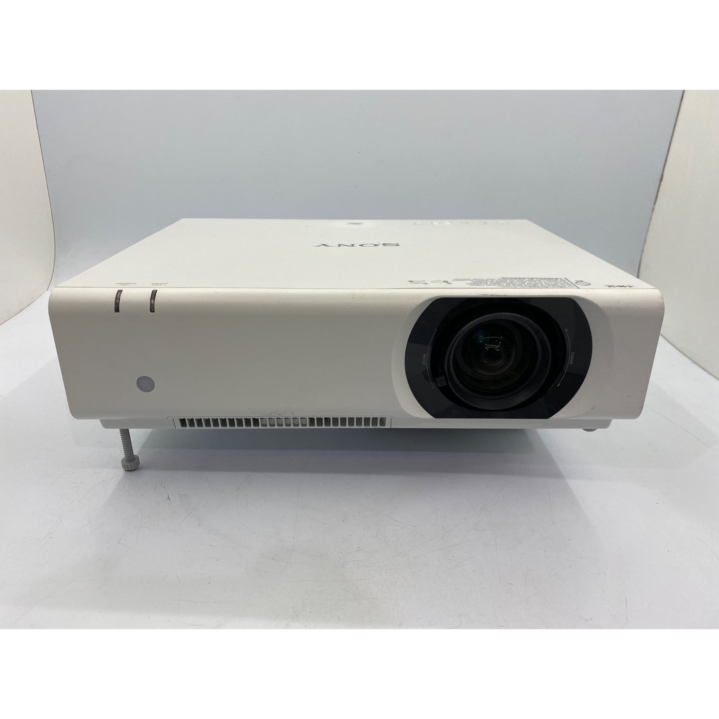 Sony VPL-CH375 Projector 1920x1200 Resolution HDMI Inputs 238 Lamp Hours