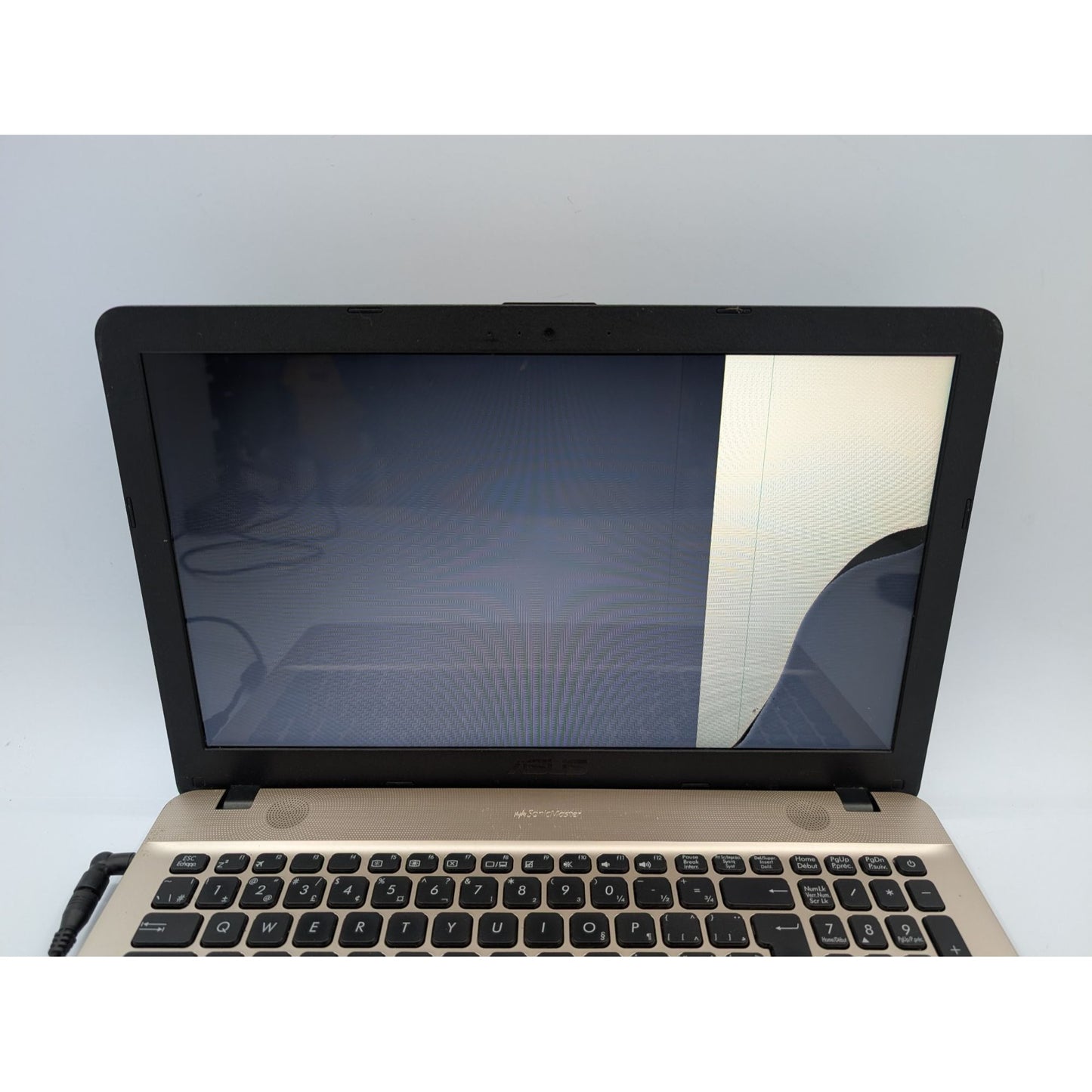 Asus X541UA-BS31-CB 15.6" Display Intel Core i3-6100U 2.30 GHz 4GB RAM Laptop