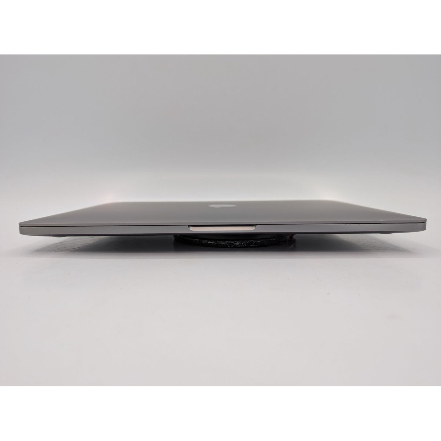 2020 Apple MacBook Pro A2251 13" Intel i7-1068NG7 32GB RAM 512GB SSD Tahoe OS