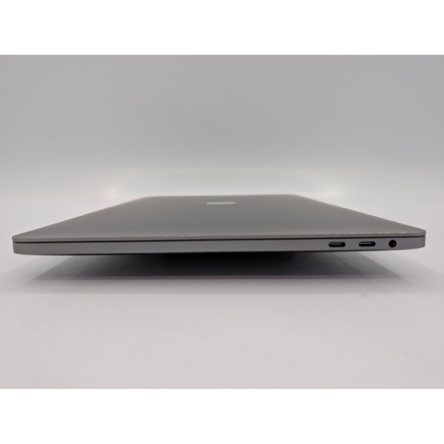 2020 Apple MacBook Pro A2251 13" Intel i7-1068NG7 32GB RAM 512GB SSD Tahoe OS