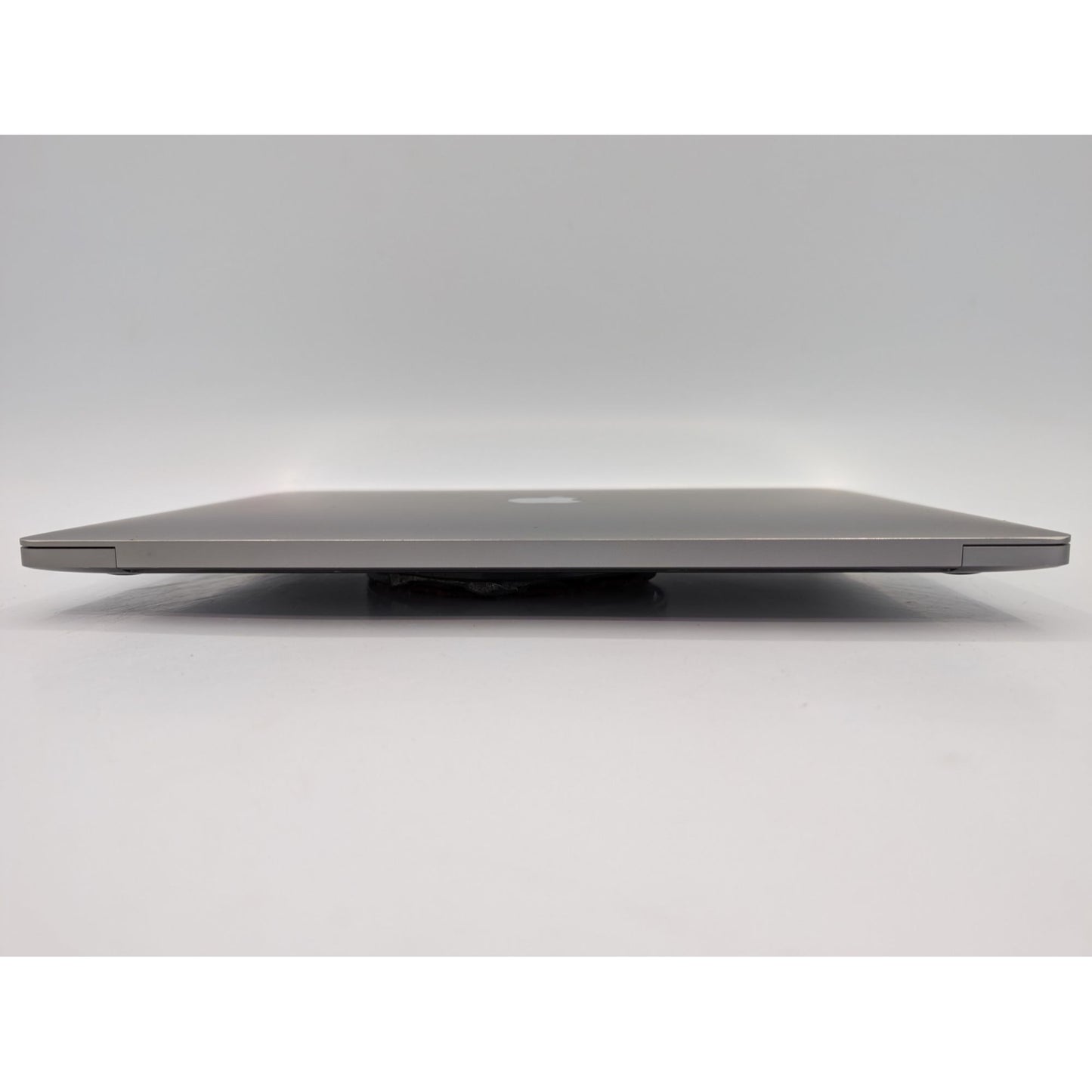 2020 Apple MacBook Pro A2251 13" Intel i7-1068NG7 32GB RAM 512GB SSD Tahoe OS