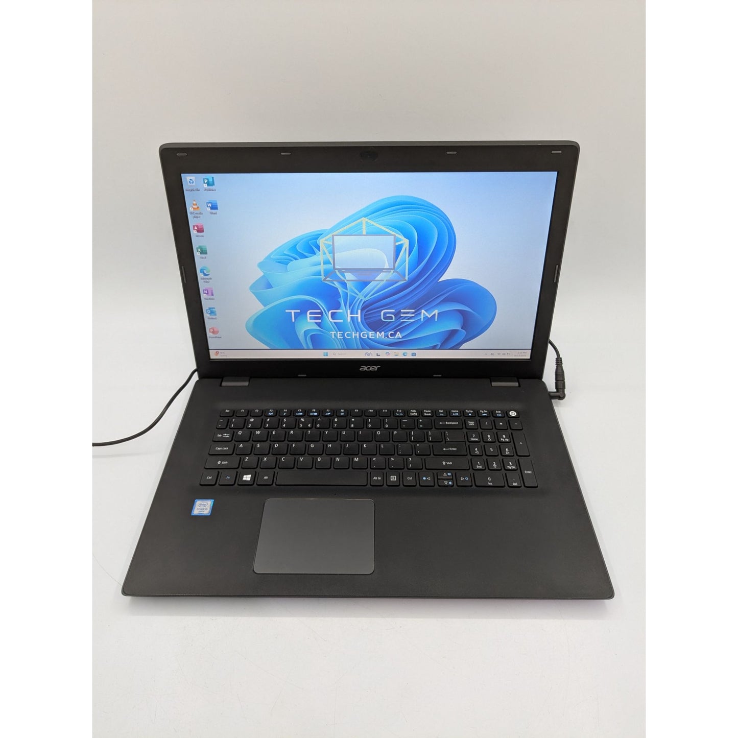 Acer TravelMate P278-M52UJ 17.3" Intel i5-6200U 8GB RAM 240GB SSD Windows 11 Pro