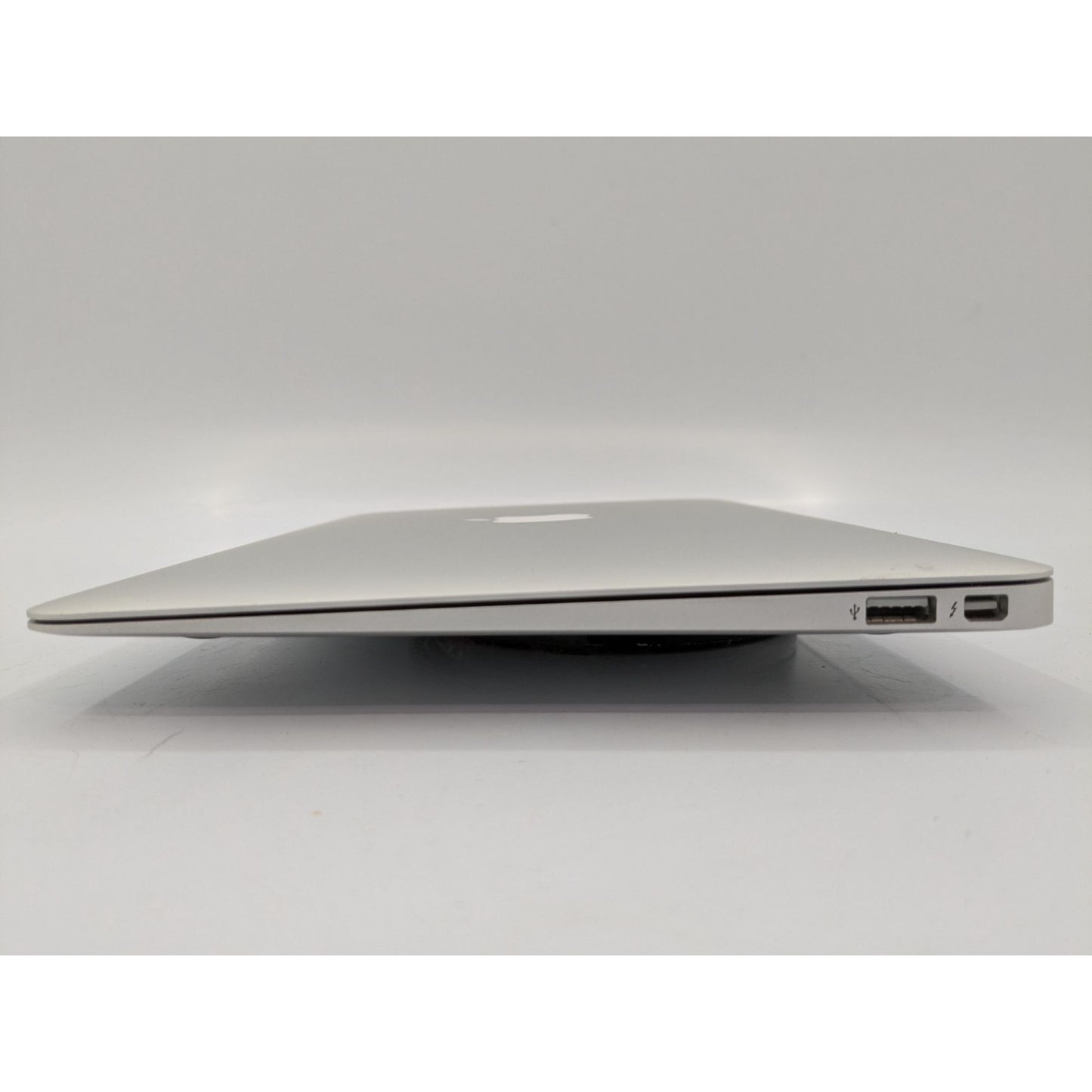 2015 Apple MacBook Air A1465 11" Display Intel Core i5-5250U 4GB RAM Processor